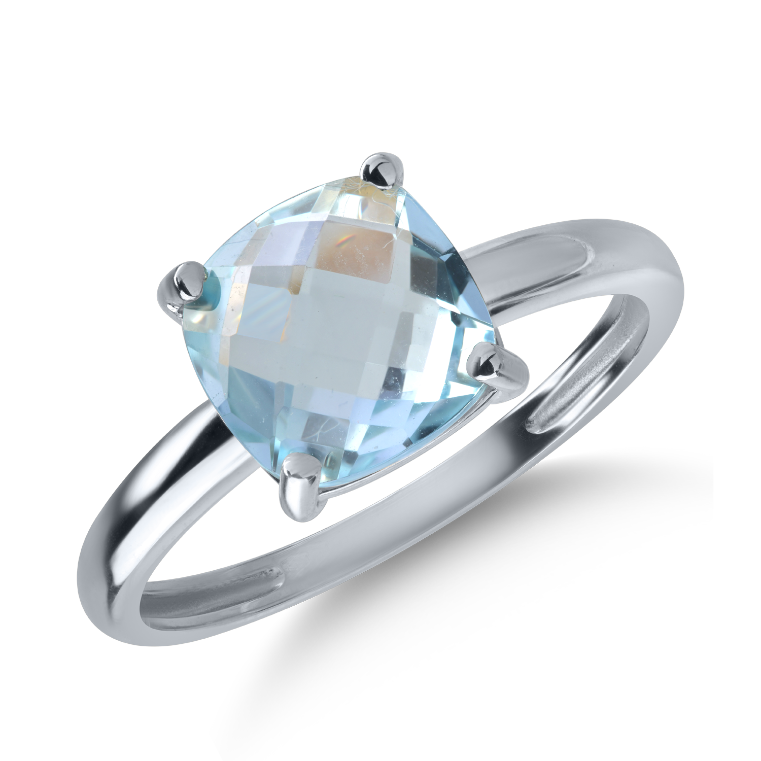 White gold ring with 2.5ct topaz