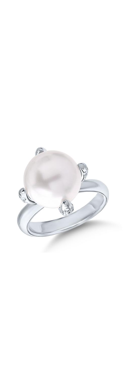 White gold ring with 12.01ct australian pearl and 0.35ct diamonds