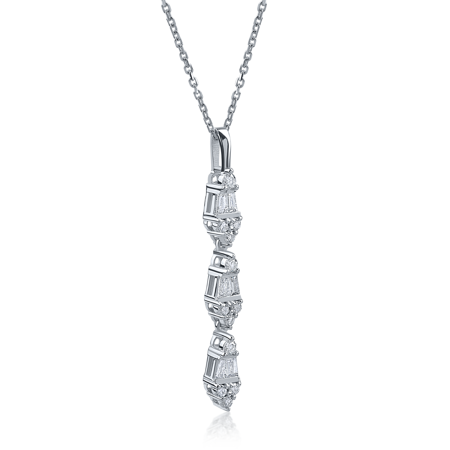 White gold pendant necklace with 0.22ct diamonds