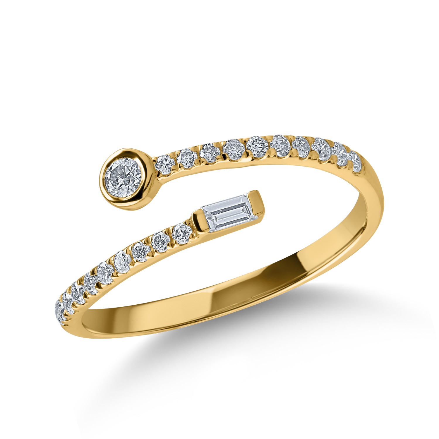 Sárga arany gyűrű 0.28ct gyémántokkal