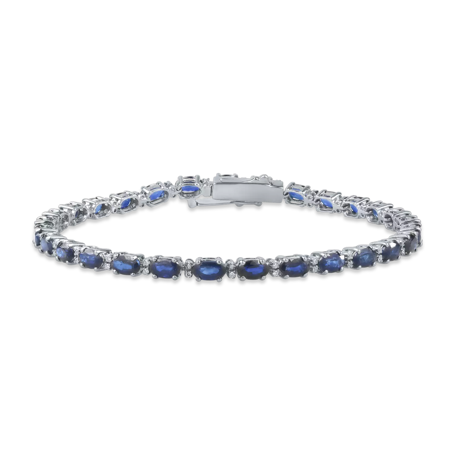 White gold tennis bracelet with 8.94ct heated sapphires and 0.17ct diamonds