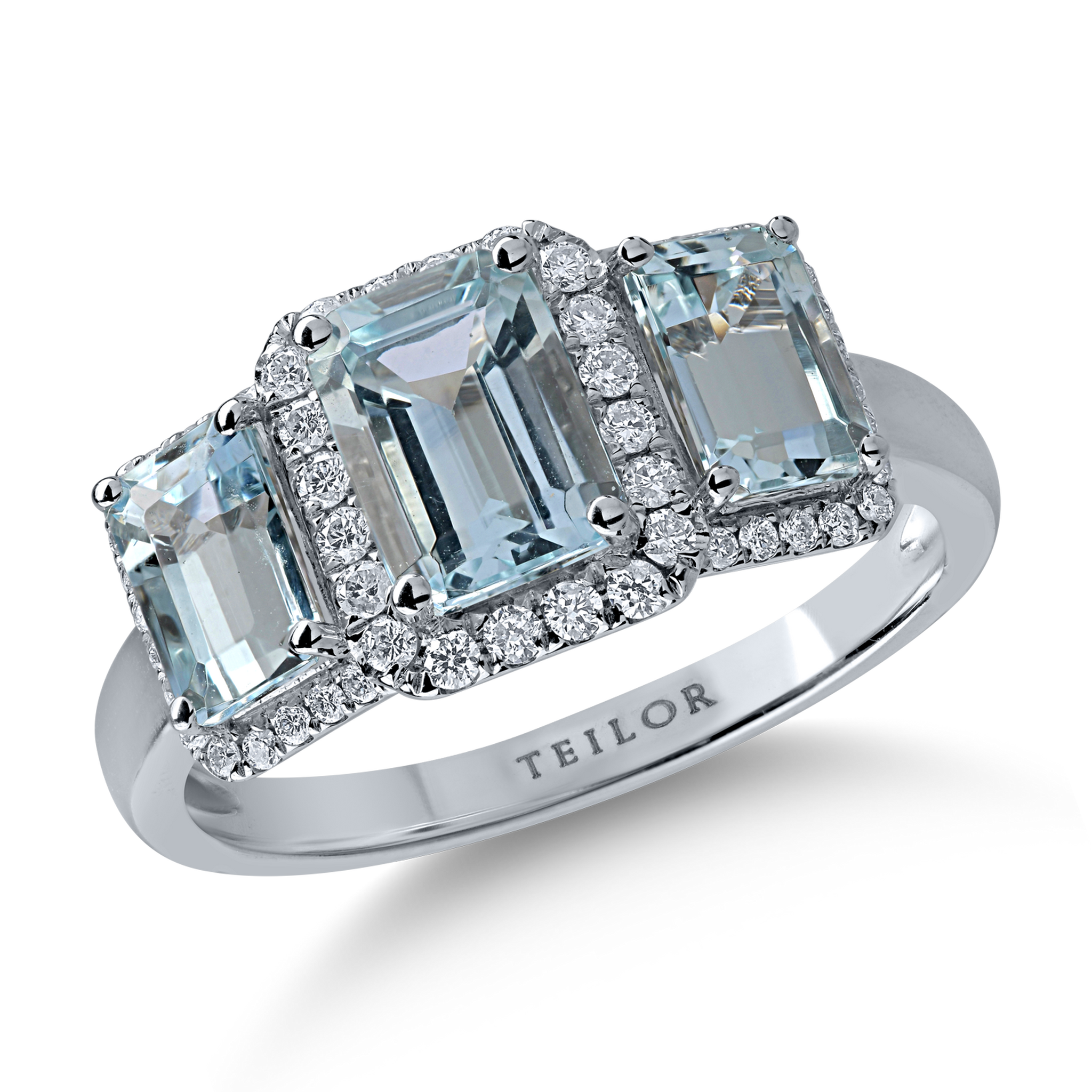 Fehérarany gyűrű 2.24ct akvamarinokkal és 0.26ct gyémántokkal
