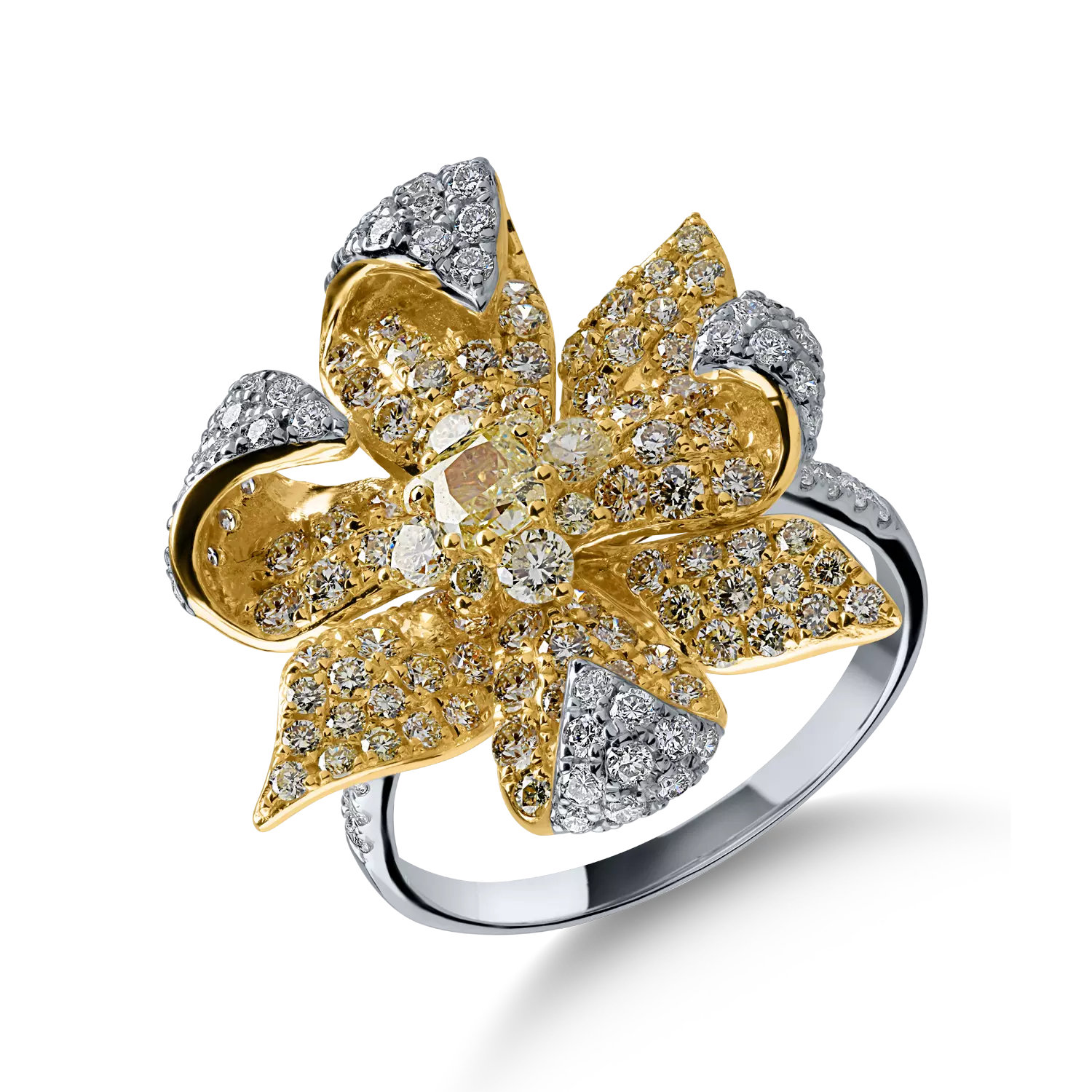 White-yellow gold flower ring with 2.05ct diamonds