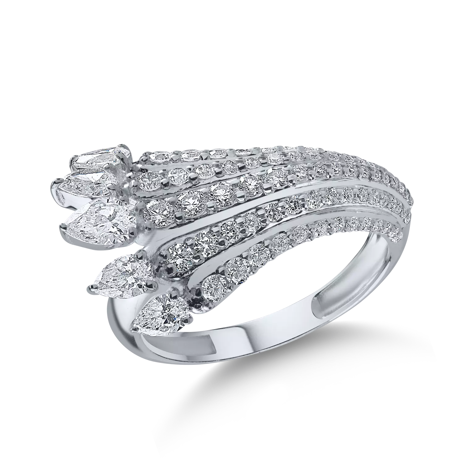 White gold ring with 1.22ct diamonds
