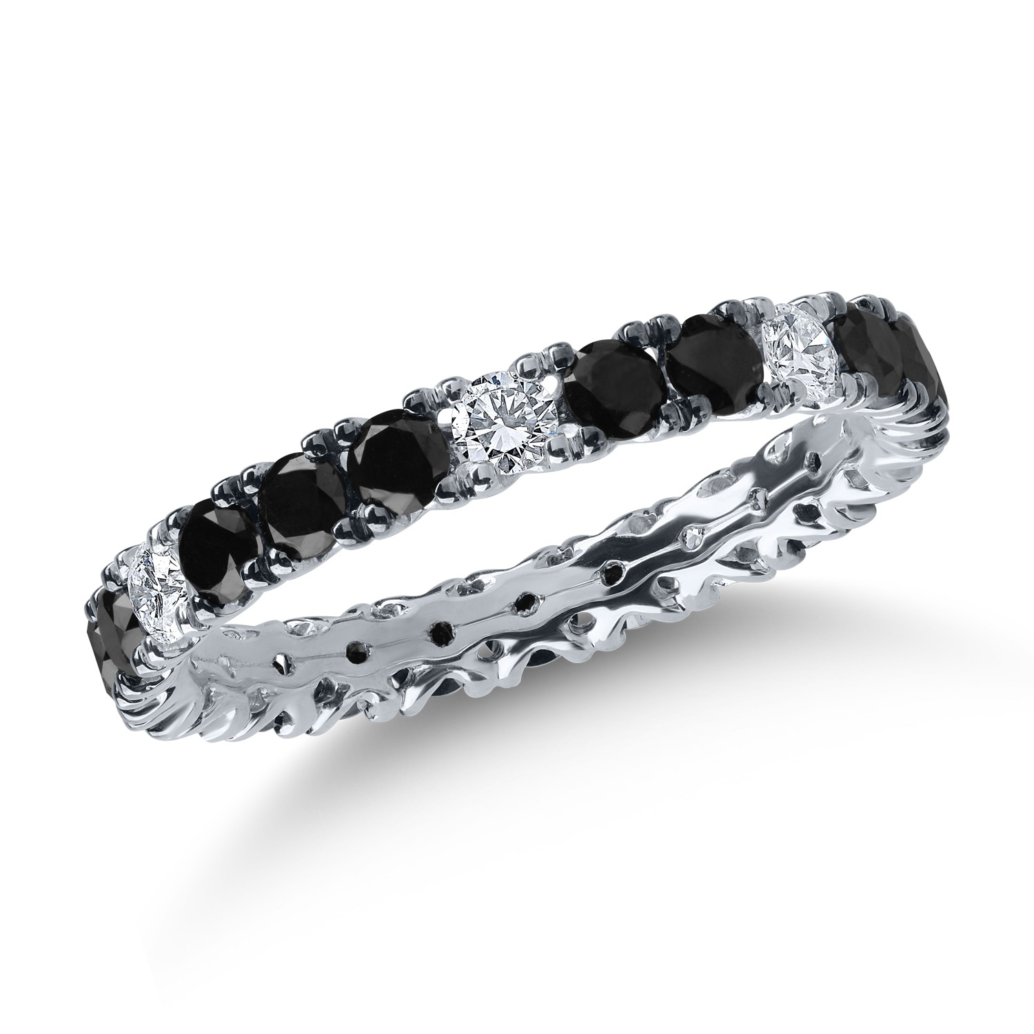 вечен пръстен от бяло злато с черни диаманти 1.22кт и прозрачни диаманти 0.34кт