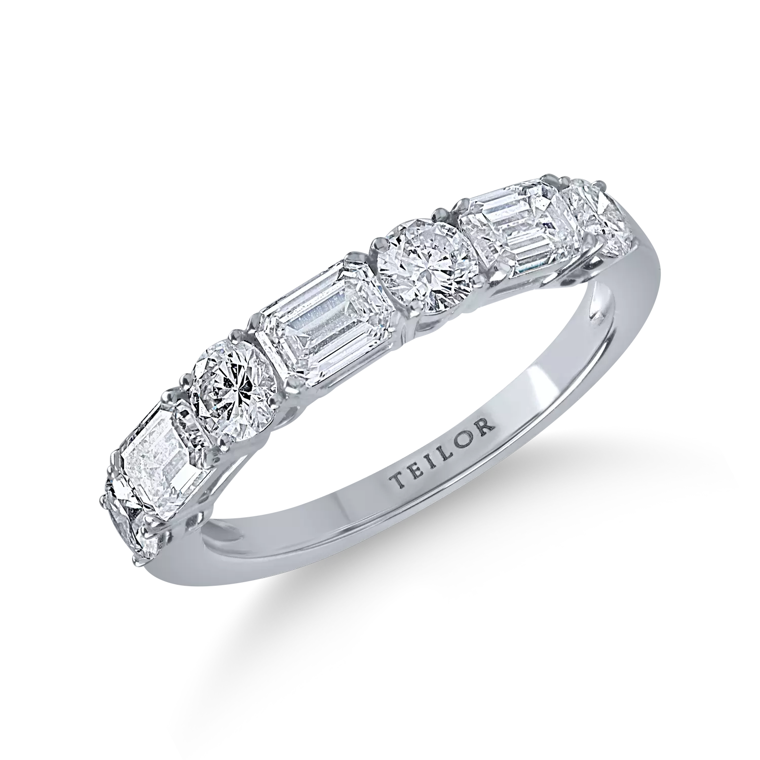 Fehérarany gyűrű 1.5ct gyémántokkal