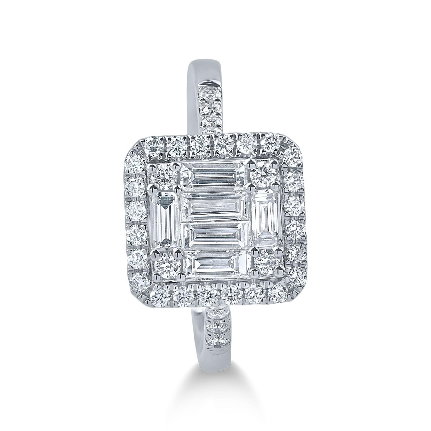 White gold ring with 0.8ct diamonds