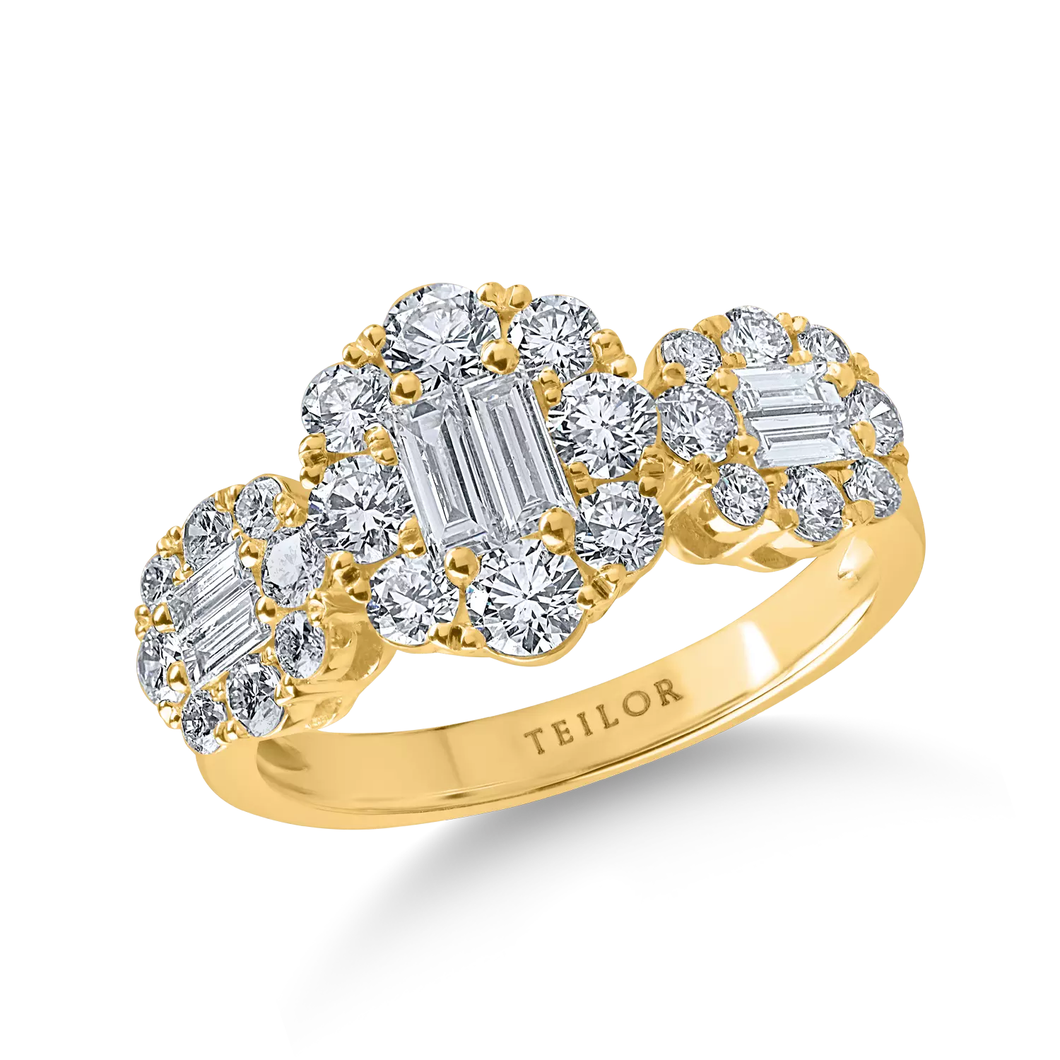 Yellow gold ring with 1.4ct diamonds