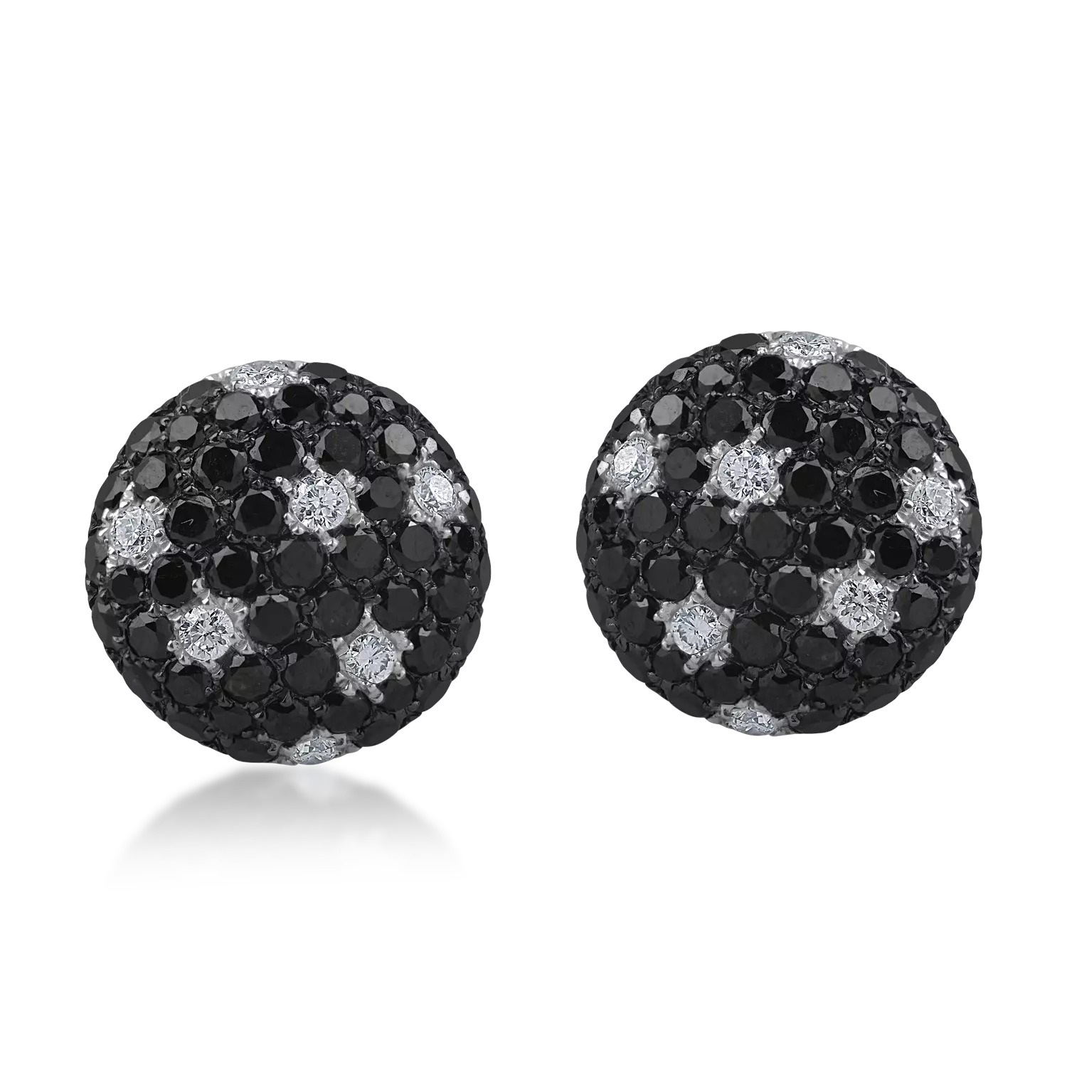 Обеци от бяло злато с черни диаманти 1.1кт и прозрачни диаманти 0.1кт