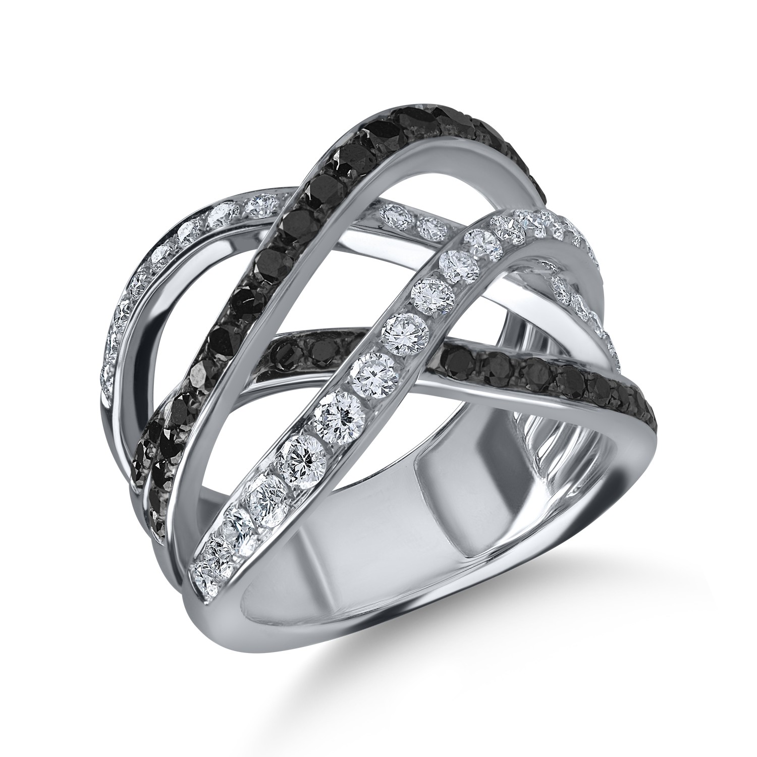 White gold ring with 1.1ct black and clear diamonds