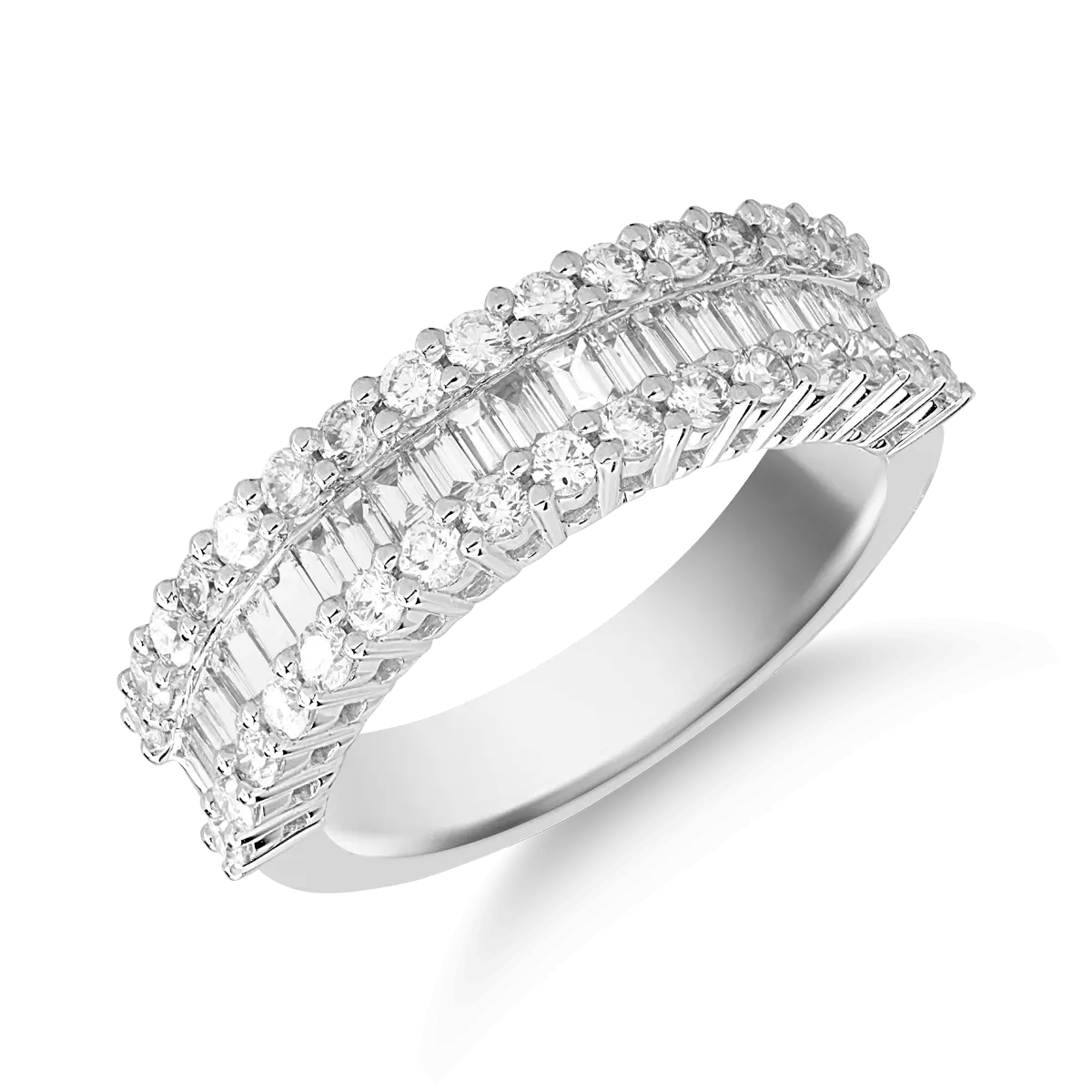 Gyűrű 18K-os fehér aranyból 0,59ct gyémánttal és 0,44ct gyémántokkal.