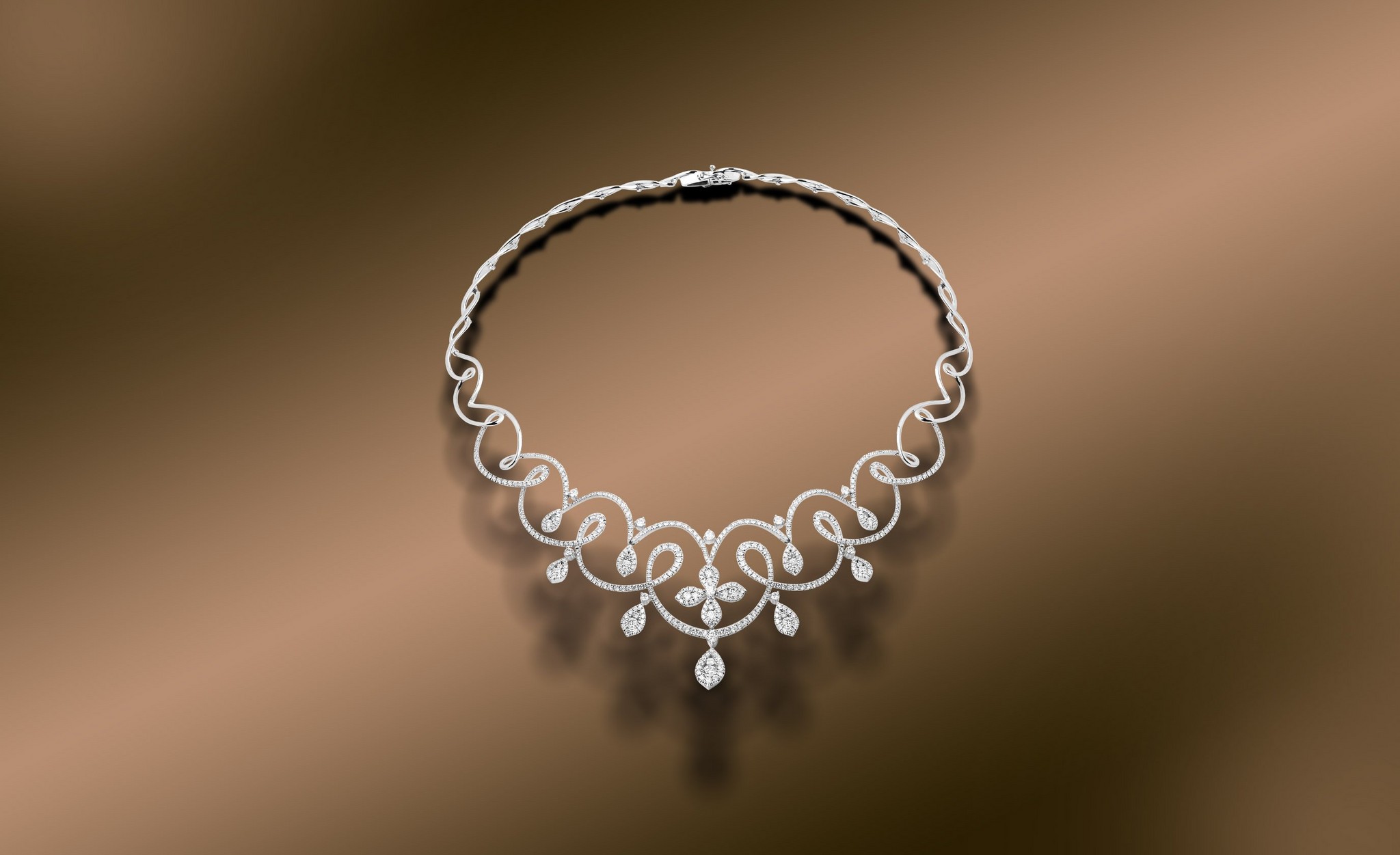 Diamond necklaces, teilor.com