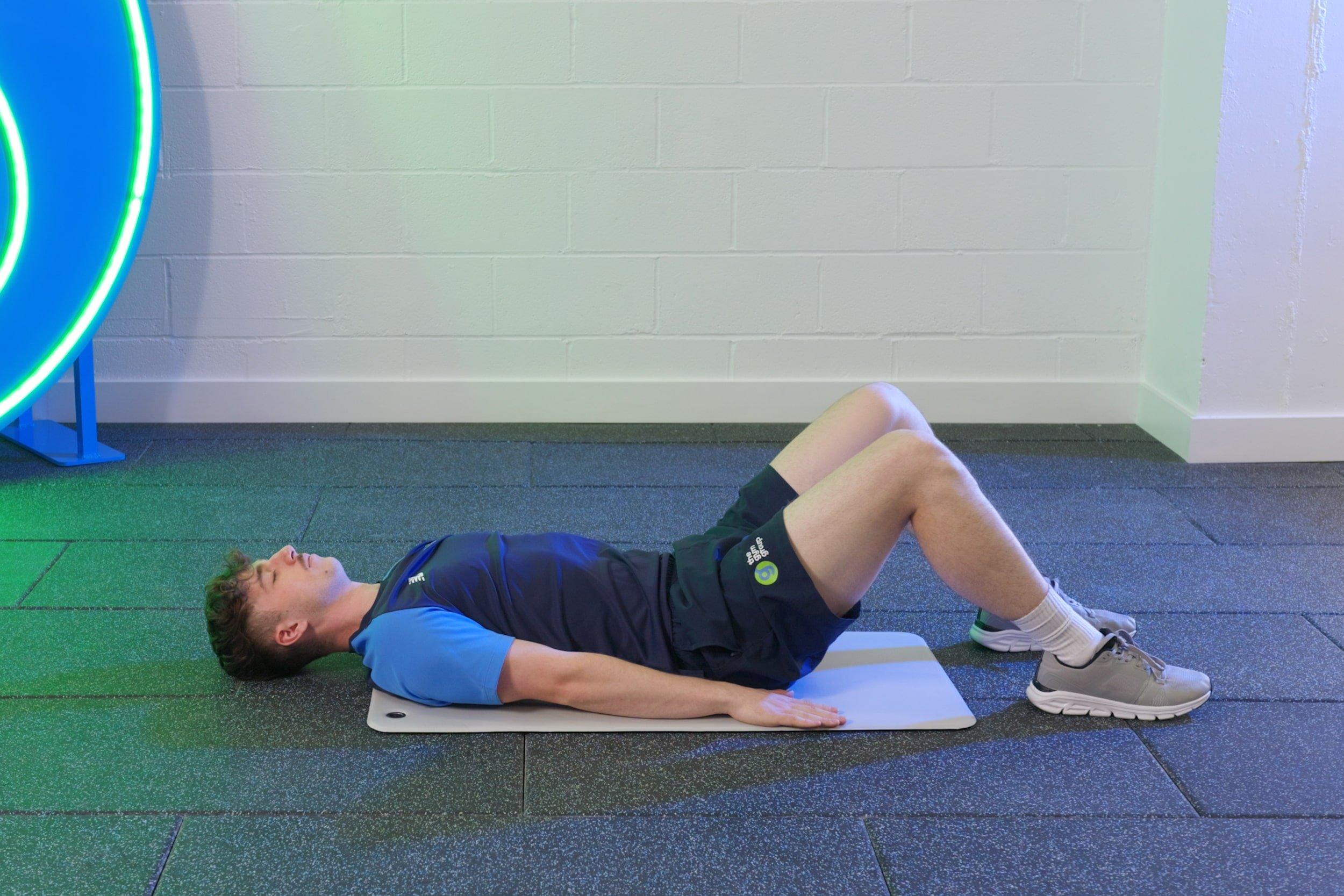 Oblique Crunches Step 1