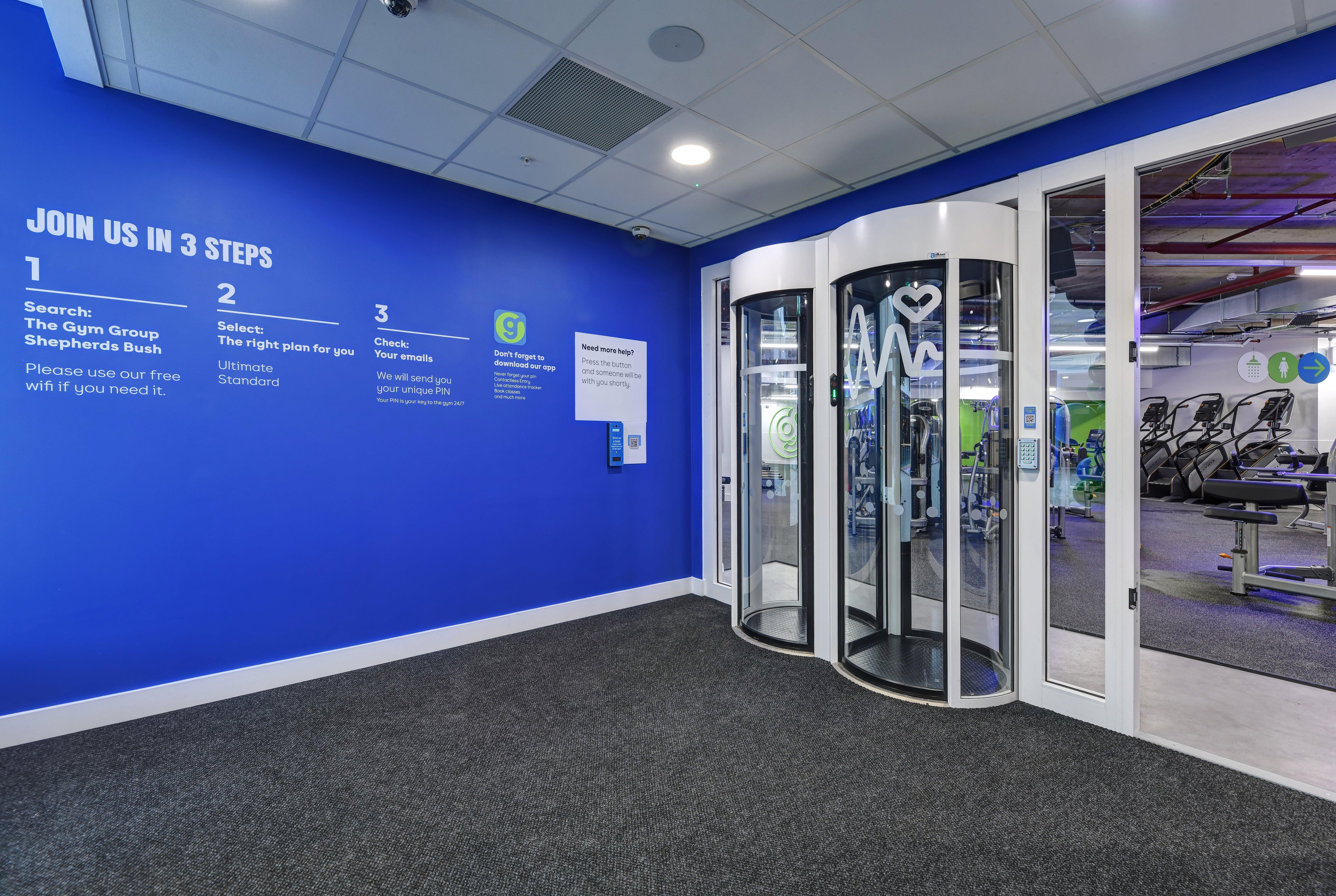 Entrance/Pods