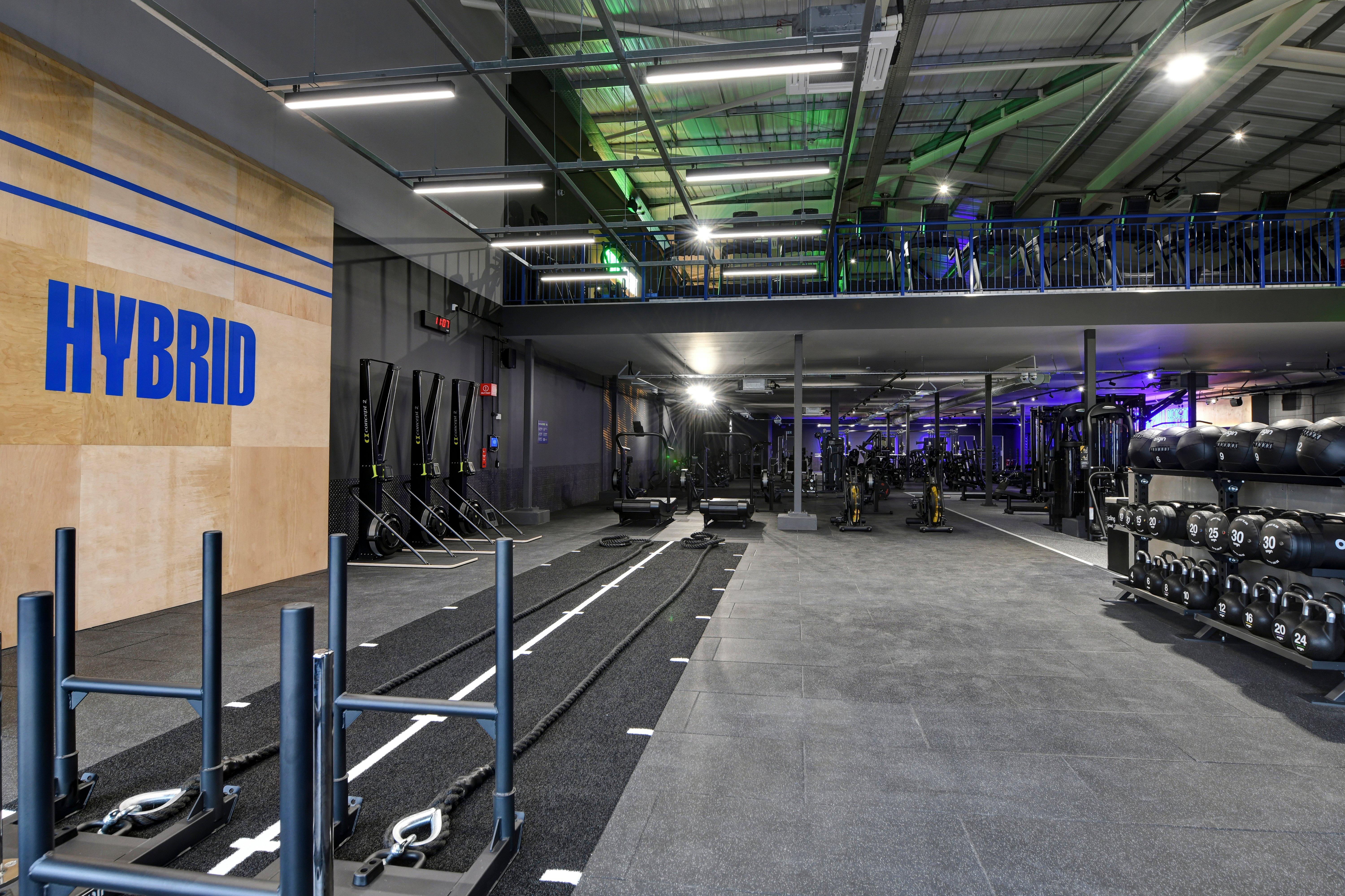 Hybrid training zone