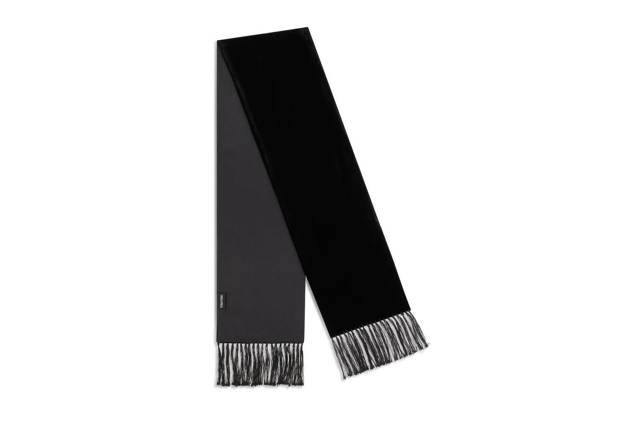 VELVET TASSEL EVENING SCARF image number 1