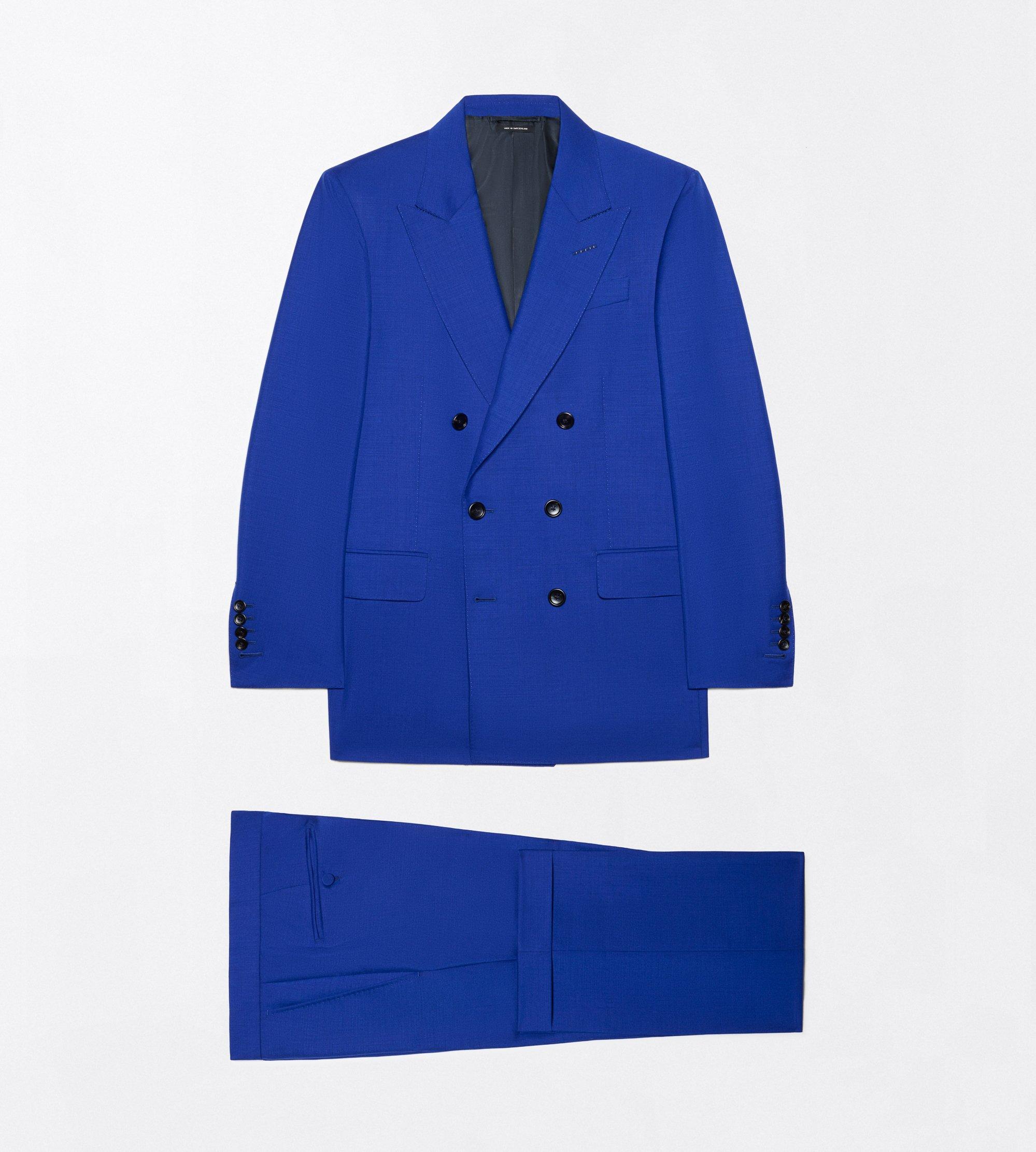 PLAIN WEAVE SUIT