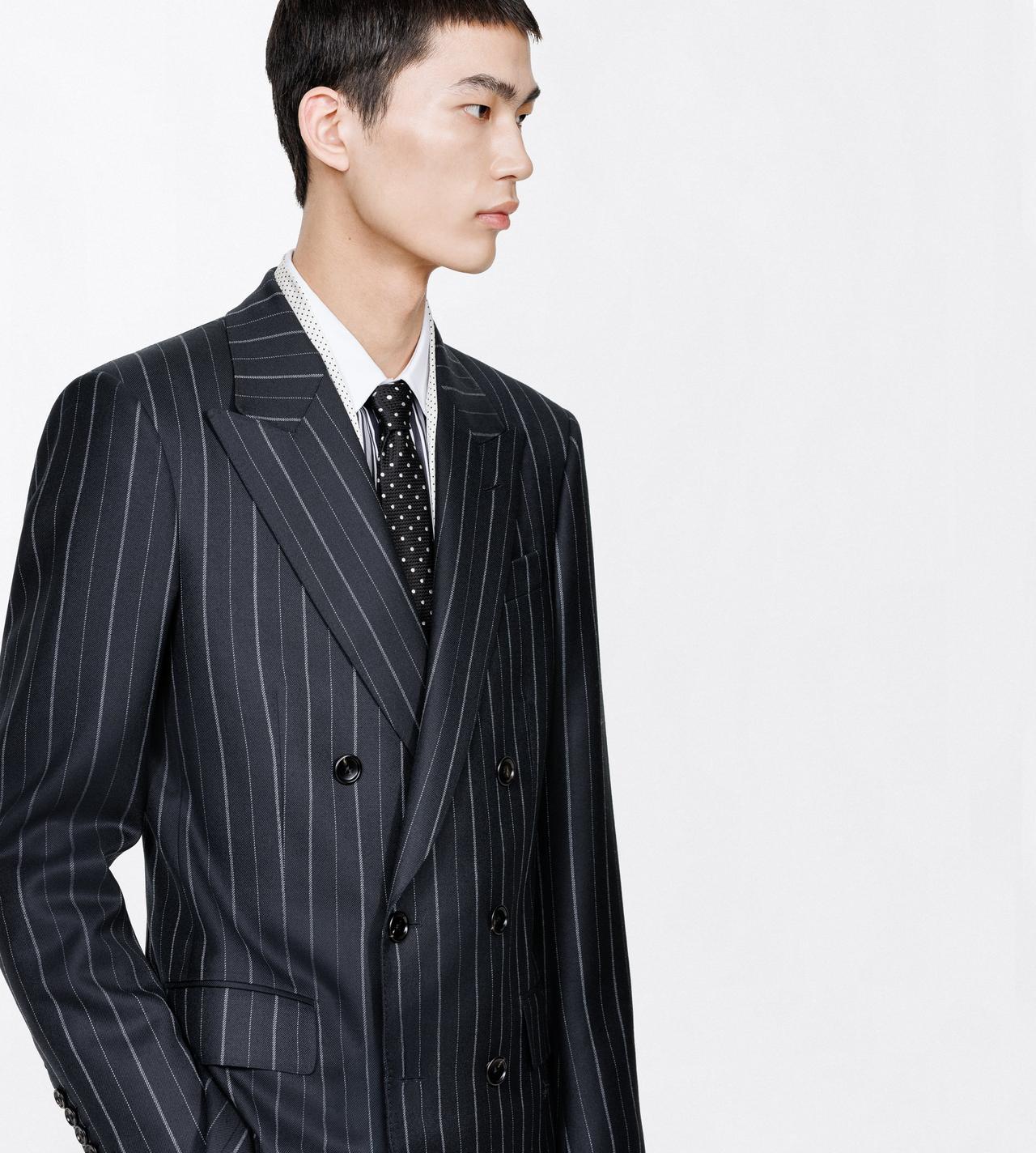 TOM FORD WOOL BLACK ALTERNATE WOOL STRIPE SUIT