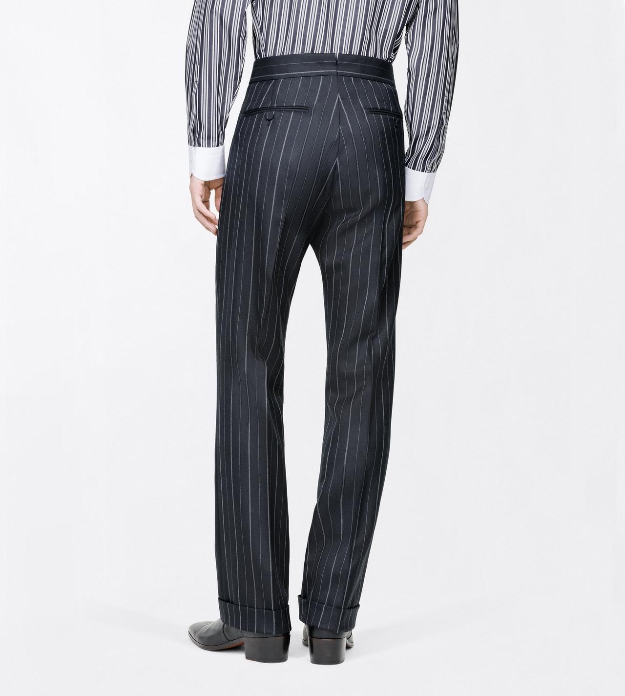 TOM FORD WOOL BLACK ALTERNATE WOOL STRIPE SUIT