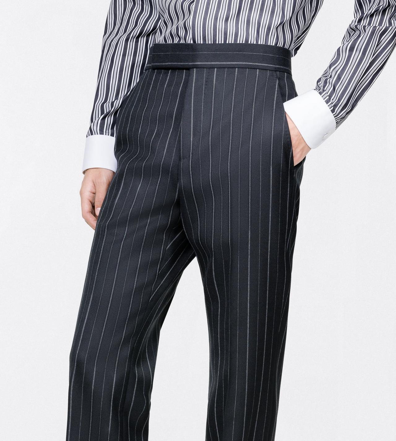 TOM FORD WOOL BLACK ALTERNATE WOOL STRIPE SUIT