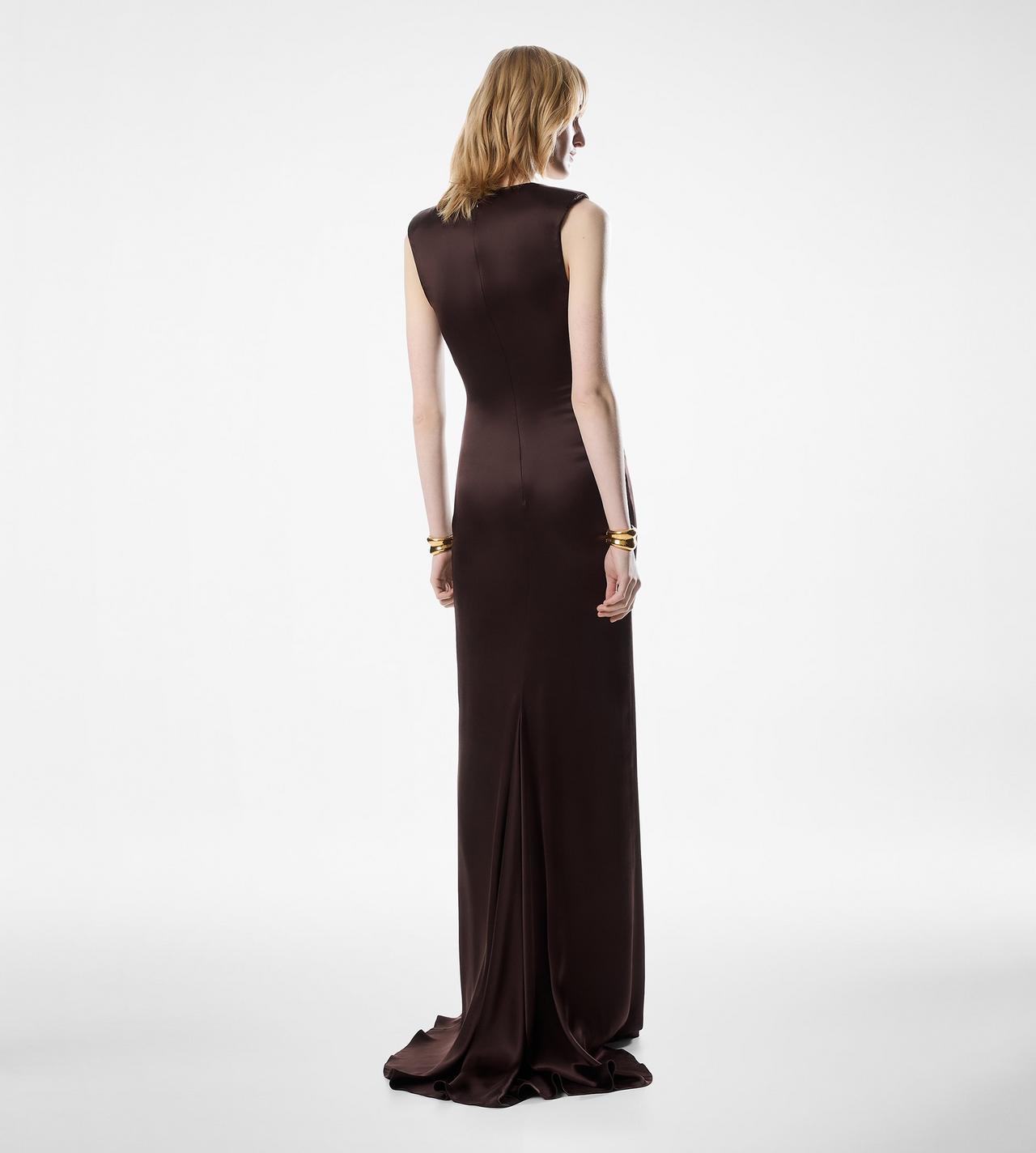 SLEEVELESS DEEP V-NECK TWIST FRONT SILK EVENING DRESS image number 3