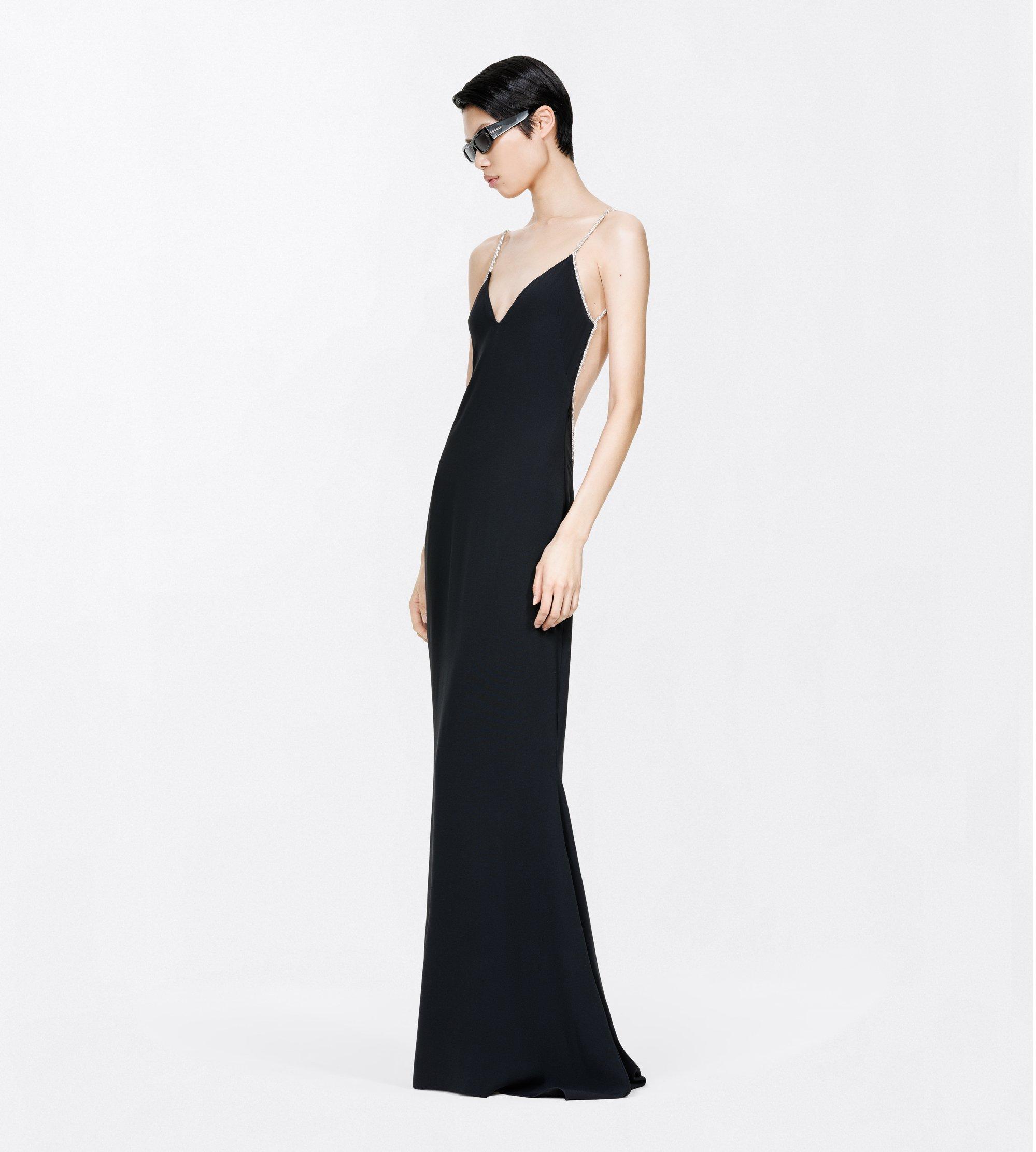 CRYSTAL CHAIN EMBROIDERY SATIN SLEEVELESS EVENING DRESS WITH OPEN