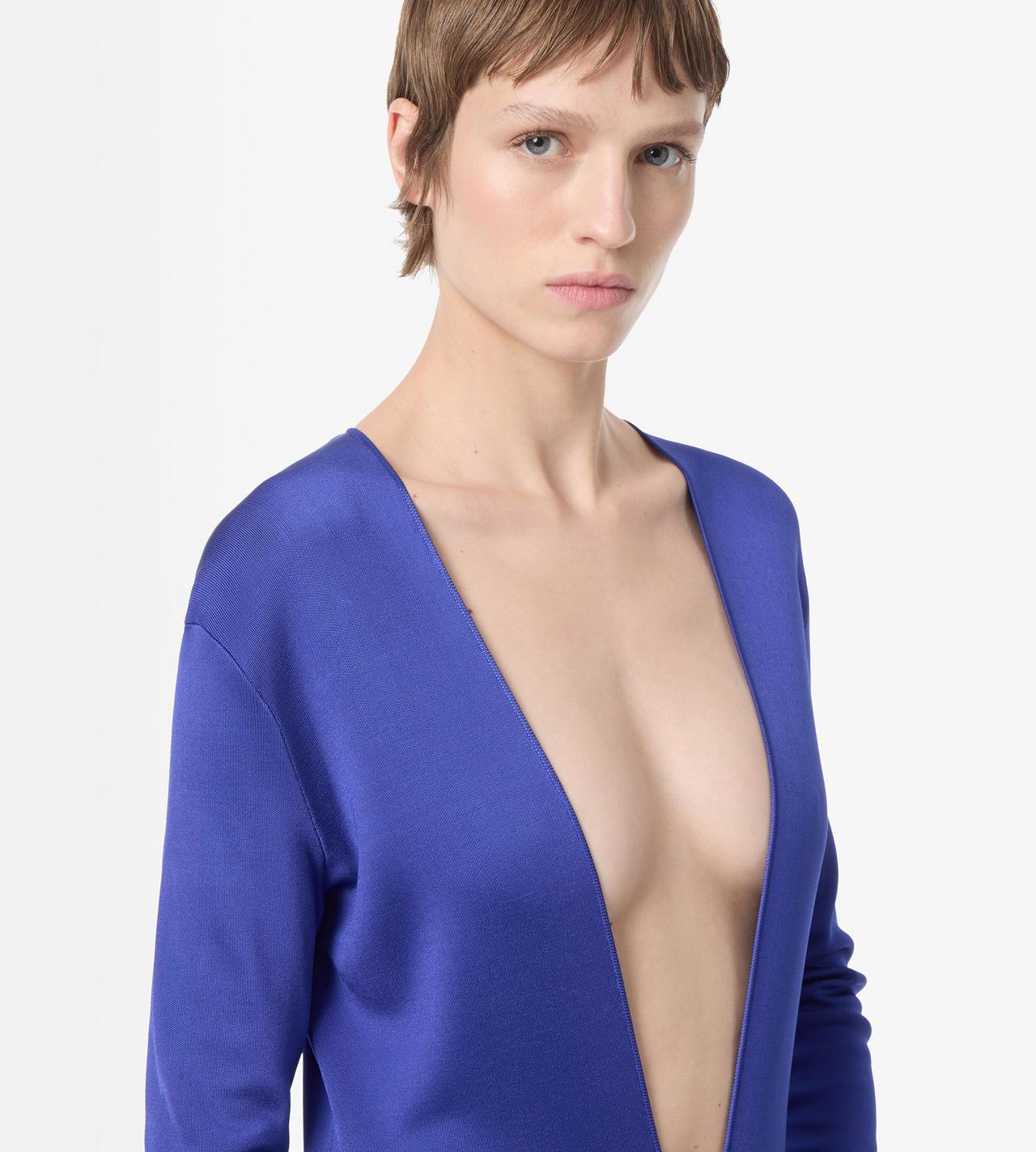 TOM FORD VISCOSE BRIGHT NAVY PLUNGE NECK FINE KNIT EVENING DRESS WITH HIGH FRONT