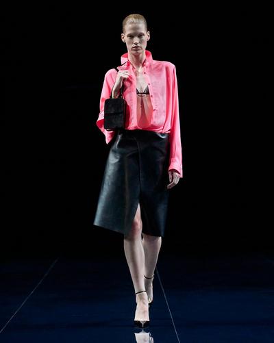 TOM FORD SILK BRIGHT FUXIA SILK TUXEDO SHIRT WITH PLEATED PLASTRON