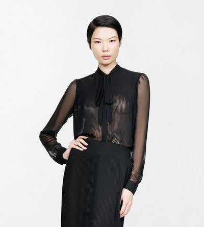 TOM FORD  BLACK CHIFFON MICRO PLISS&Eacute; LAVALLIERE SHIRT
