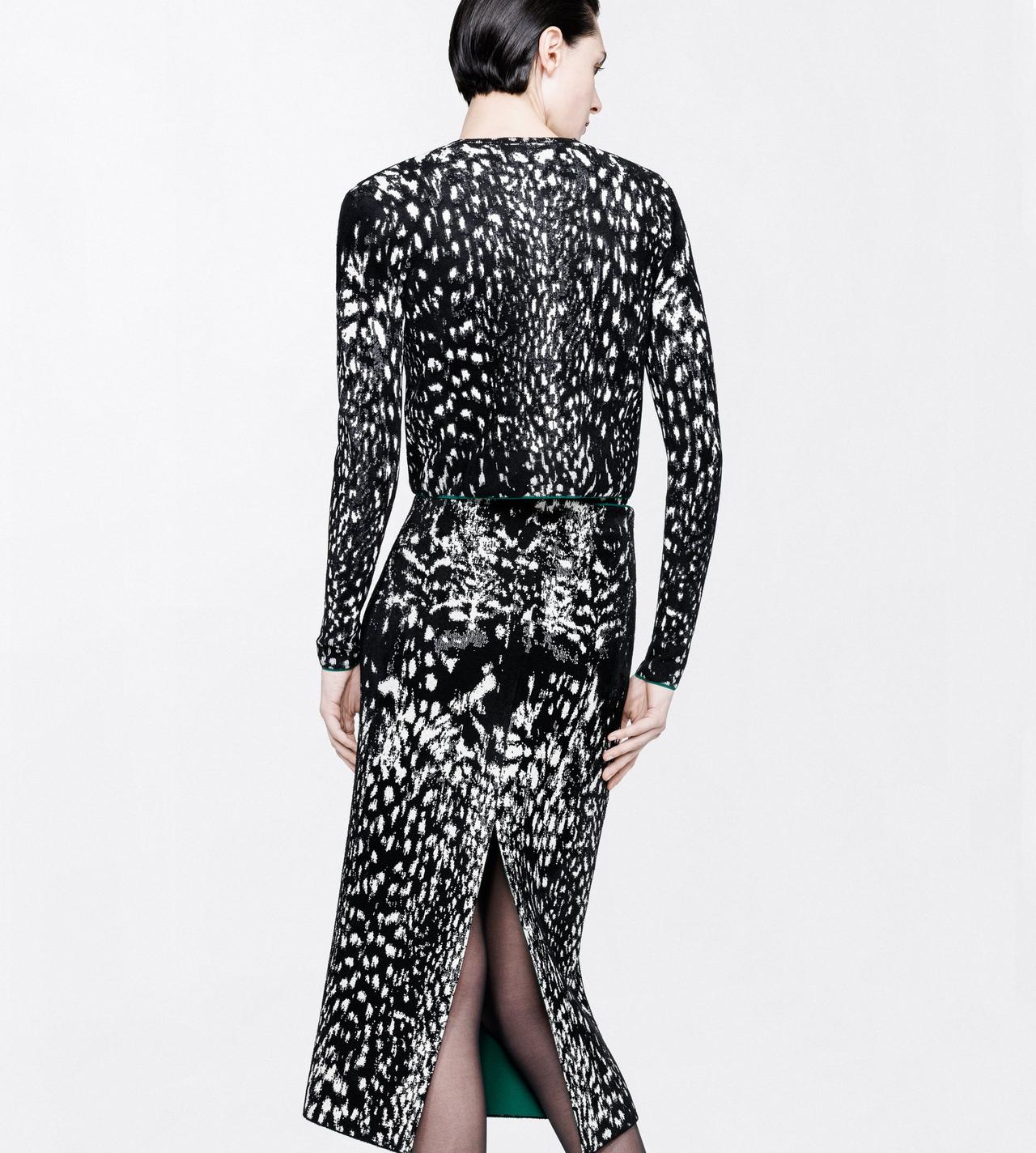 TOM FORD VELVET BLACK&WHITE + GREEN LYNX JACQUARD VELVET CREWNECK CARDIGAN