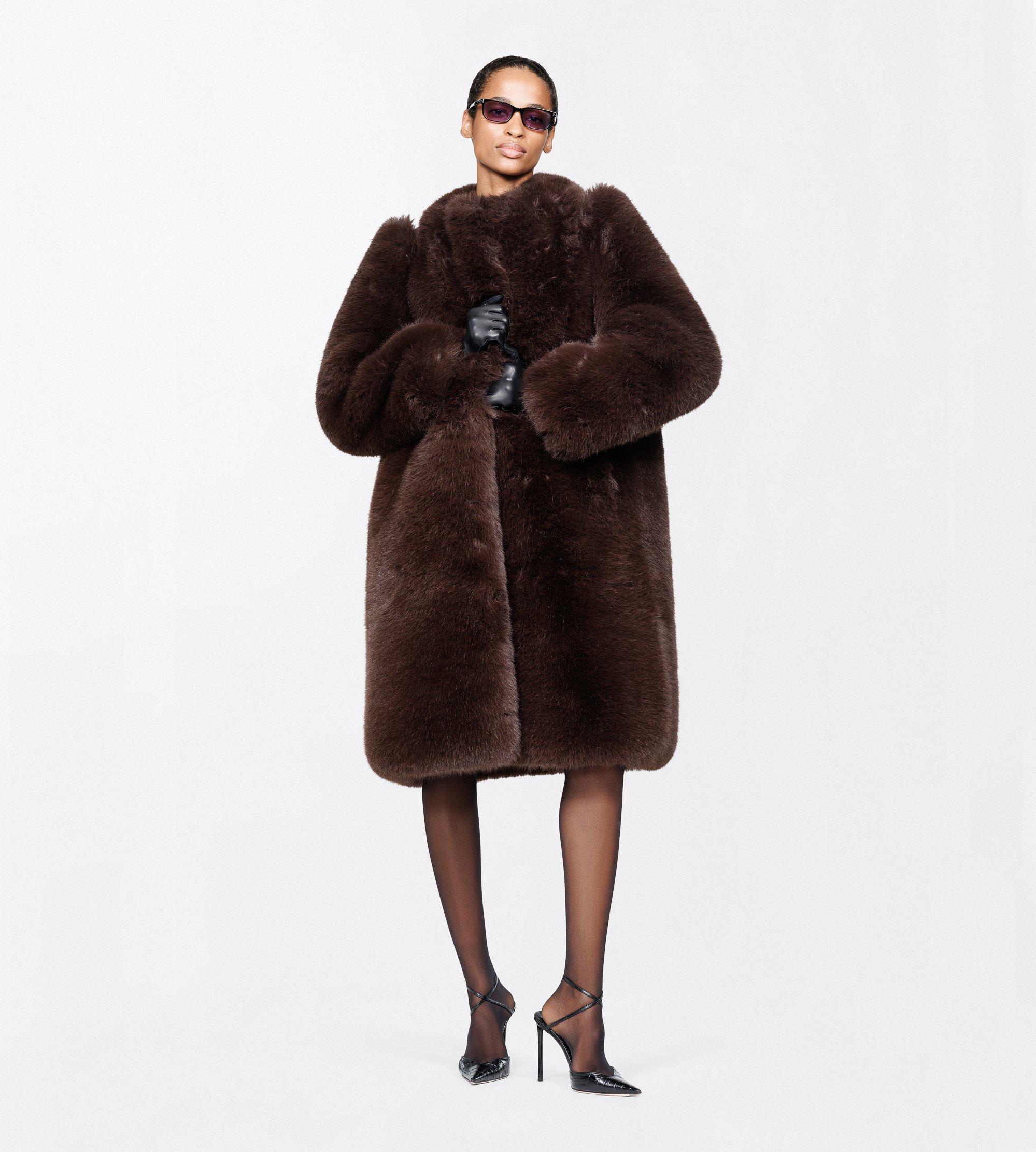 FAUX FUR COAT