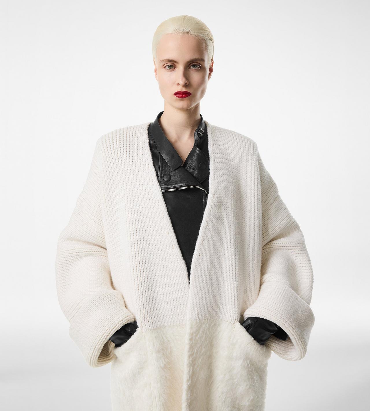 平大路えみ【 paloma 】Luxury Eco Fur Coat（ S ） Peyton | Luxury Chinchilla Long Fur Coat With English Collar