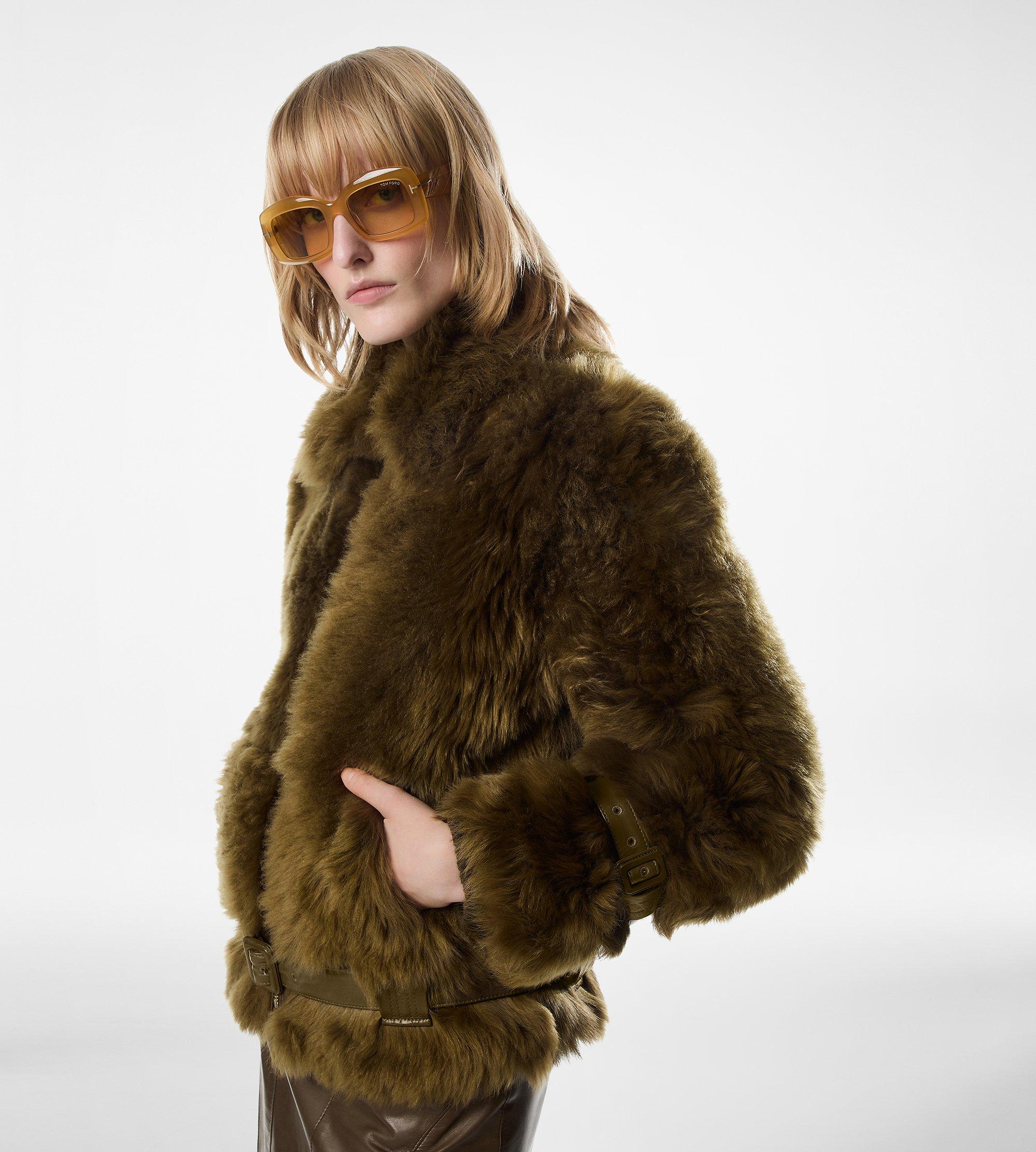 コート TOM FORD FW25 Short fur (CSF683FUL024 FG815) SHEARLING BLOUSON WITH LEATHER DETAILS | Tom Ford Fashion