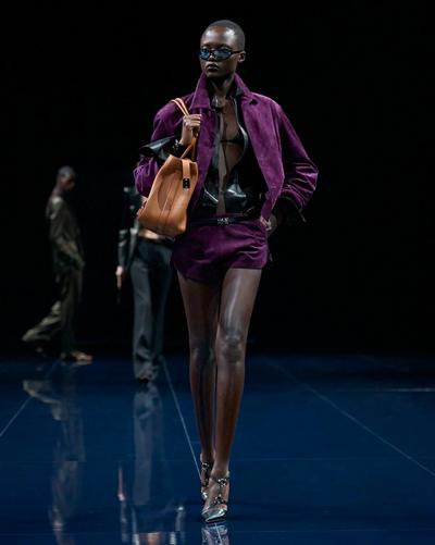 TOM FORD LEATHER AUBERGINE BLOUSON TEDDY DALLA VESTIBILIT&Agrave; RILASSATA IN PELLE DI AGNELLO SCAMOSCIATA LEGGERA