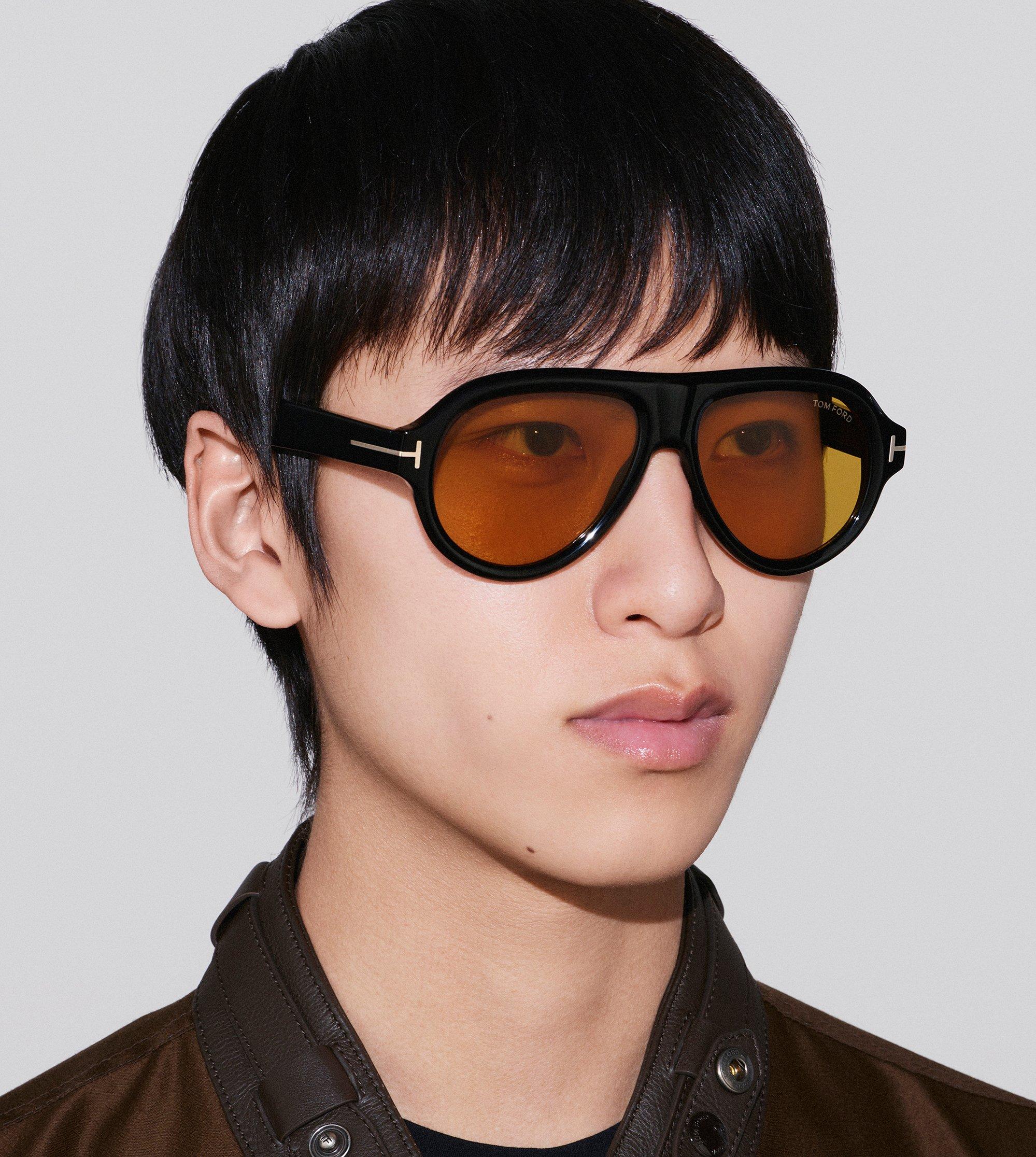 TOM FORD
ブラック マネークリップ カードケース ICON PILOT SUNGLASSES | TOM FORD Fashion