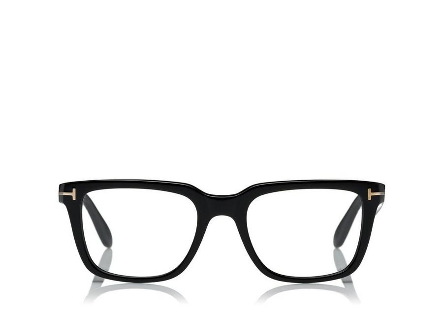 Tom Ford 2026: трендовые солнцезащитные очки — стиль и характер