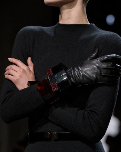 SOFT NAPPA LEATHER LONG GLOVES image number 3