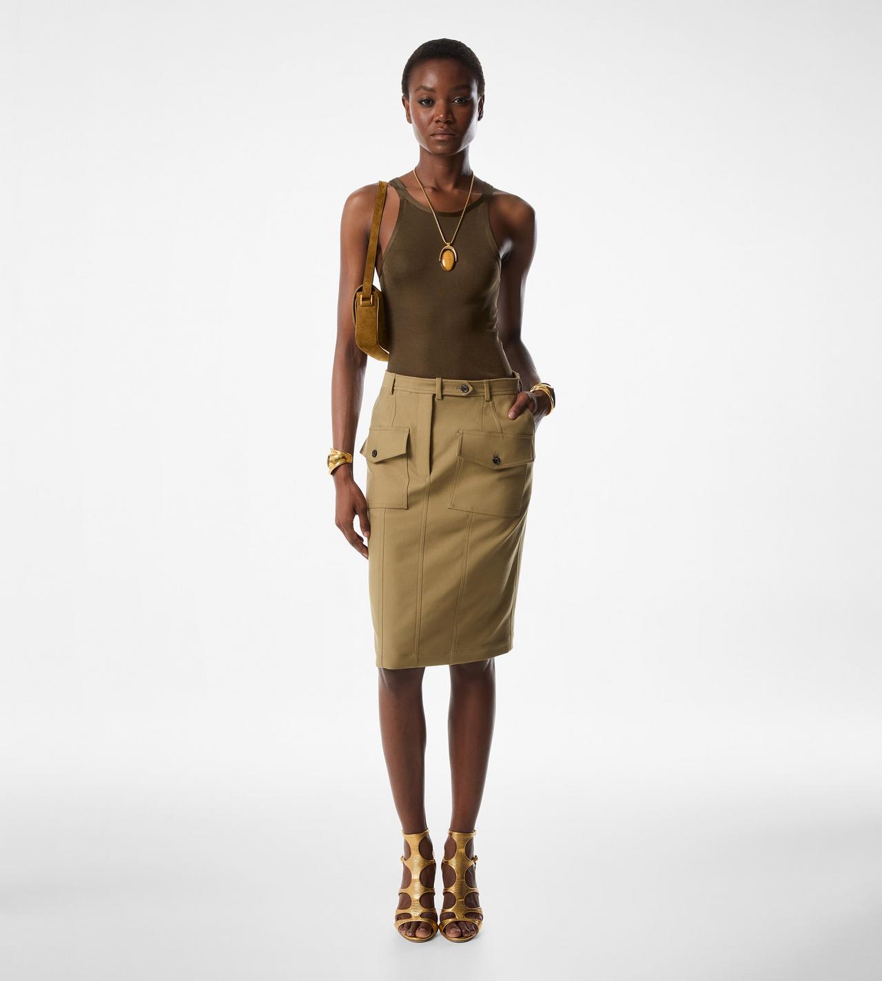 ABOVE THE KNEE SKIRT WITH PATCH POCKETS image number 1