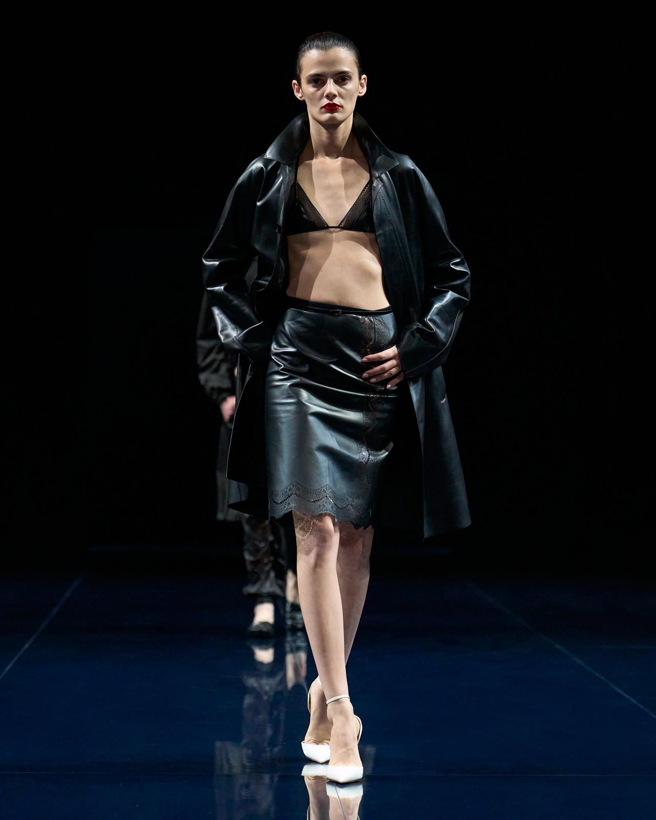 TOM FORD LEATHER BLACK SMOOTH AND LACEWORK LEATHER LINGERIE SKIRT