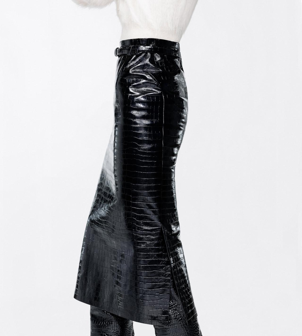 TOM FORD LEATHER BLACK EXOTIC PRINTED CALFSKIN PENCIL SKIRT WITH BELT DETAIL