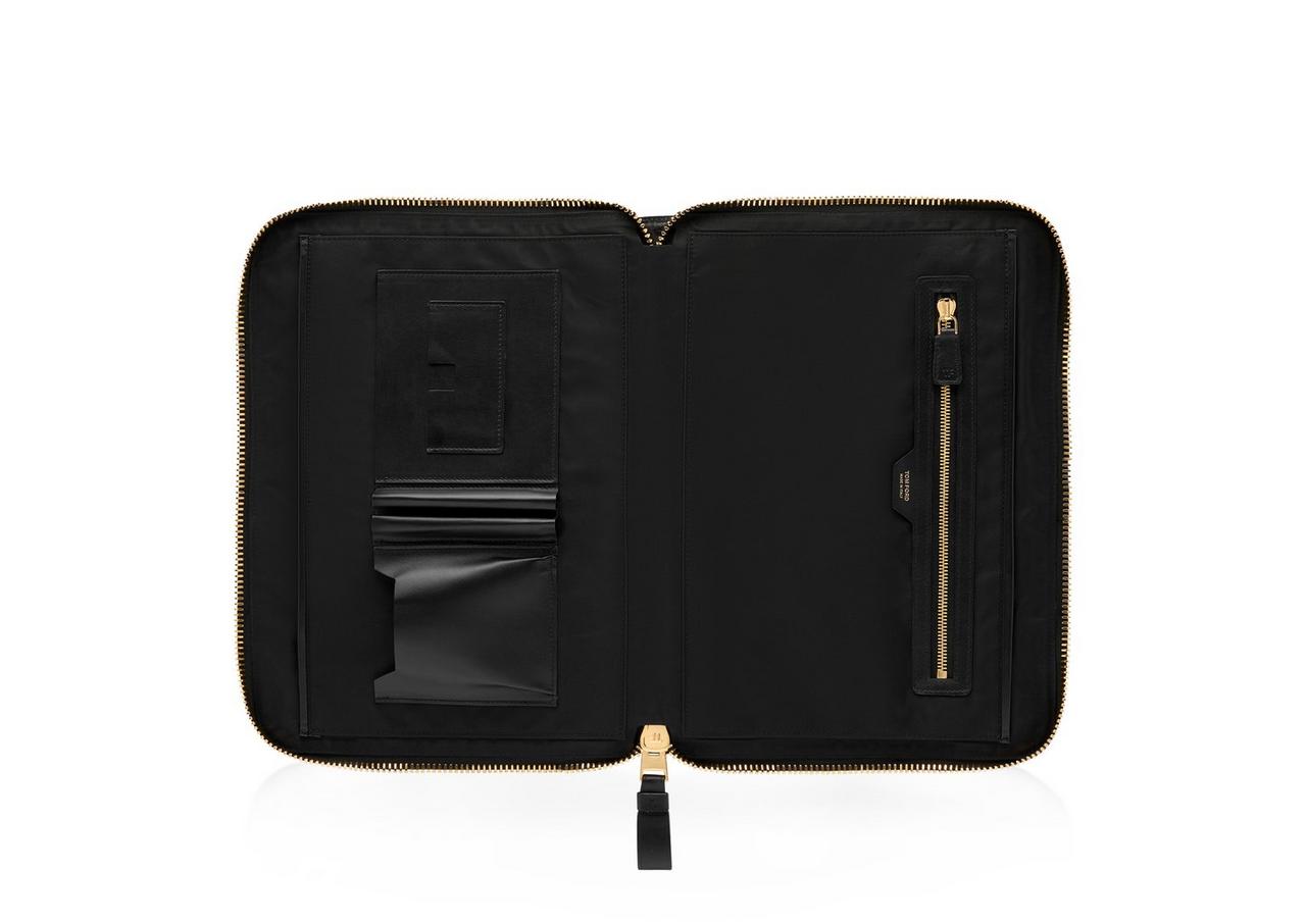 RECYCLED NYLON PORTFOLIO | Tom Ford Fashion RECYCLED NYLON PORTFOLIO | Tom Ford Fashion