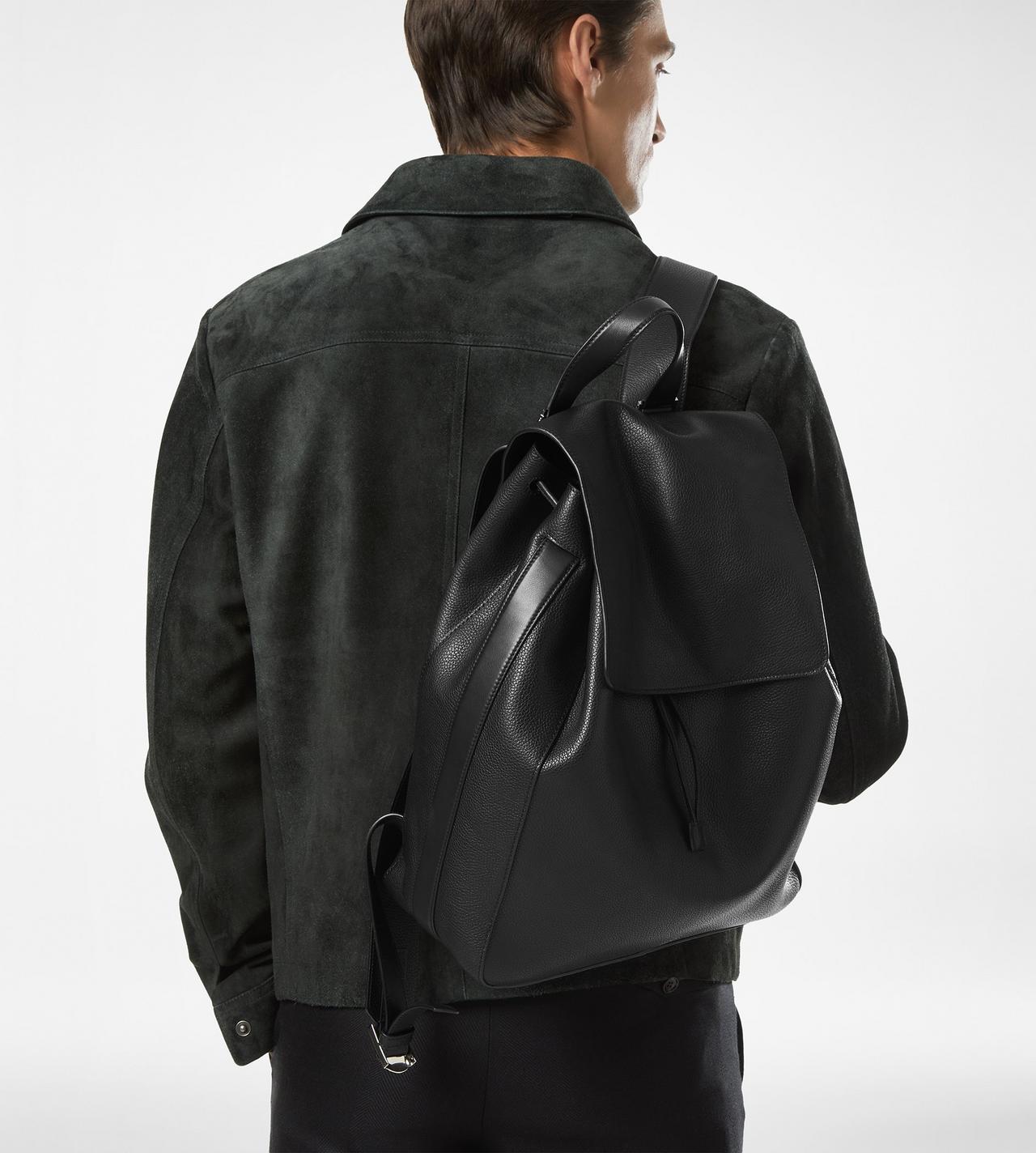 GRAIN LEATHER T-LINE FLAP BACKPACK image number 4