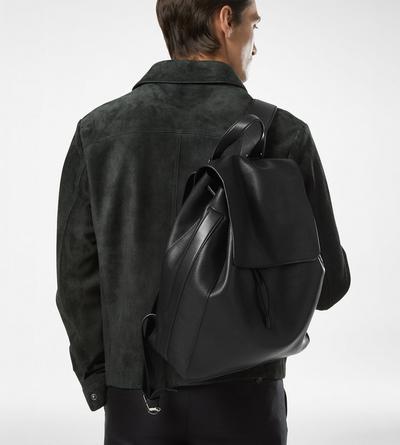 GRAIN LEATHER T-LINE FLAP BACKPACK image number 4