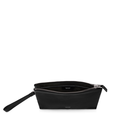 GRAIN LEATHER MINIMAL SLIM POUCH WITH WRISTLET image number 3