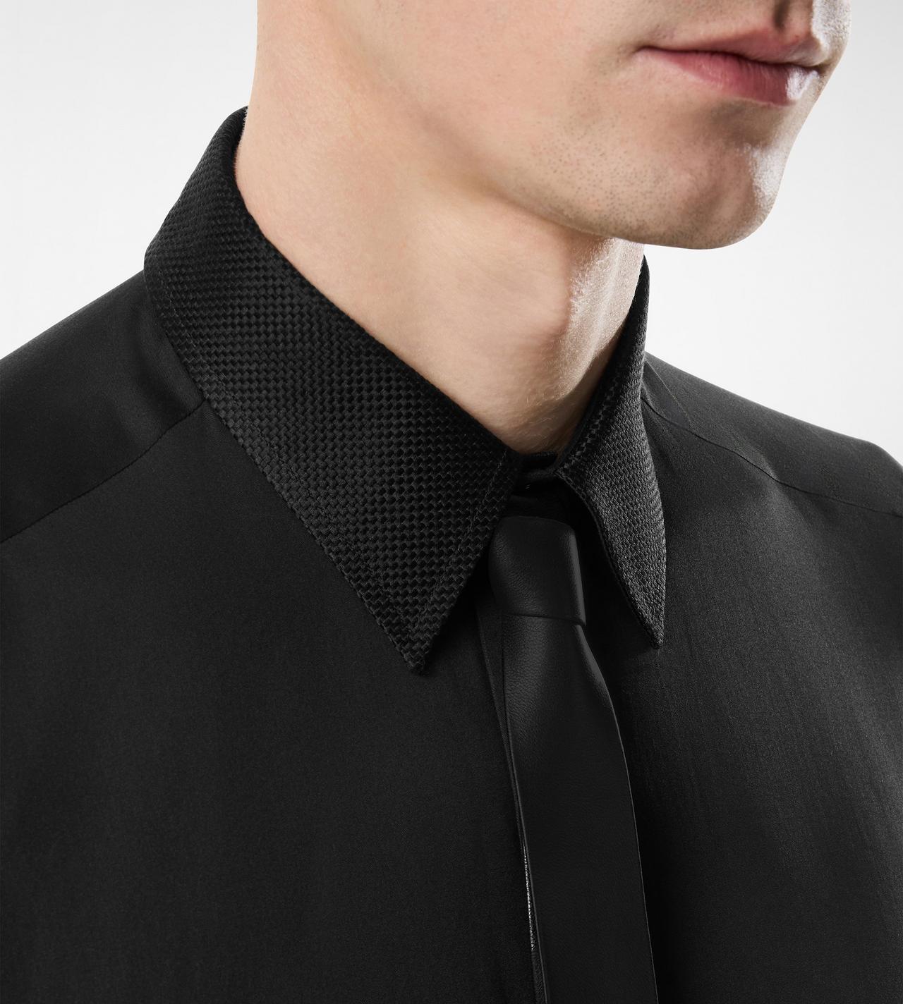 COTTON SILK CLASSIC FIT SHIRT image number 1