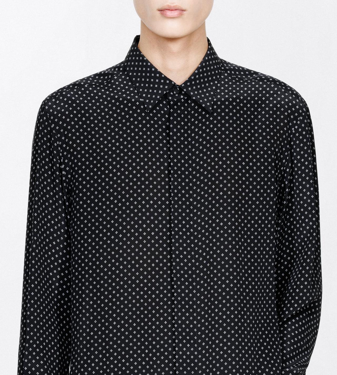 TOM FORD SILK BLACK AND WHITE GEOMETRIC PRINT CREPE DE CHINE FLUID FIT SHIRT