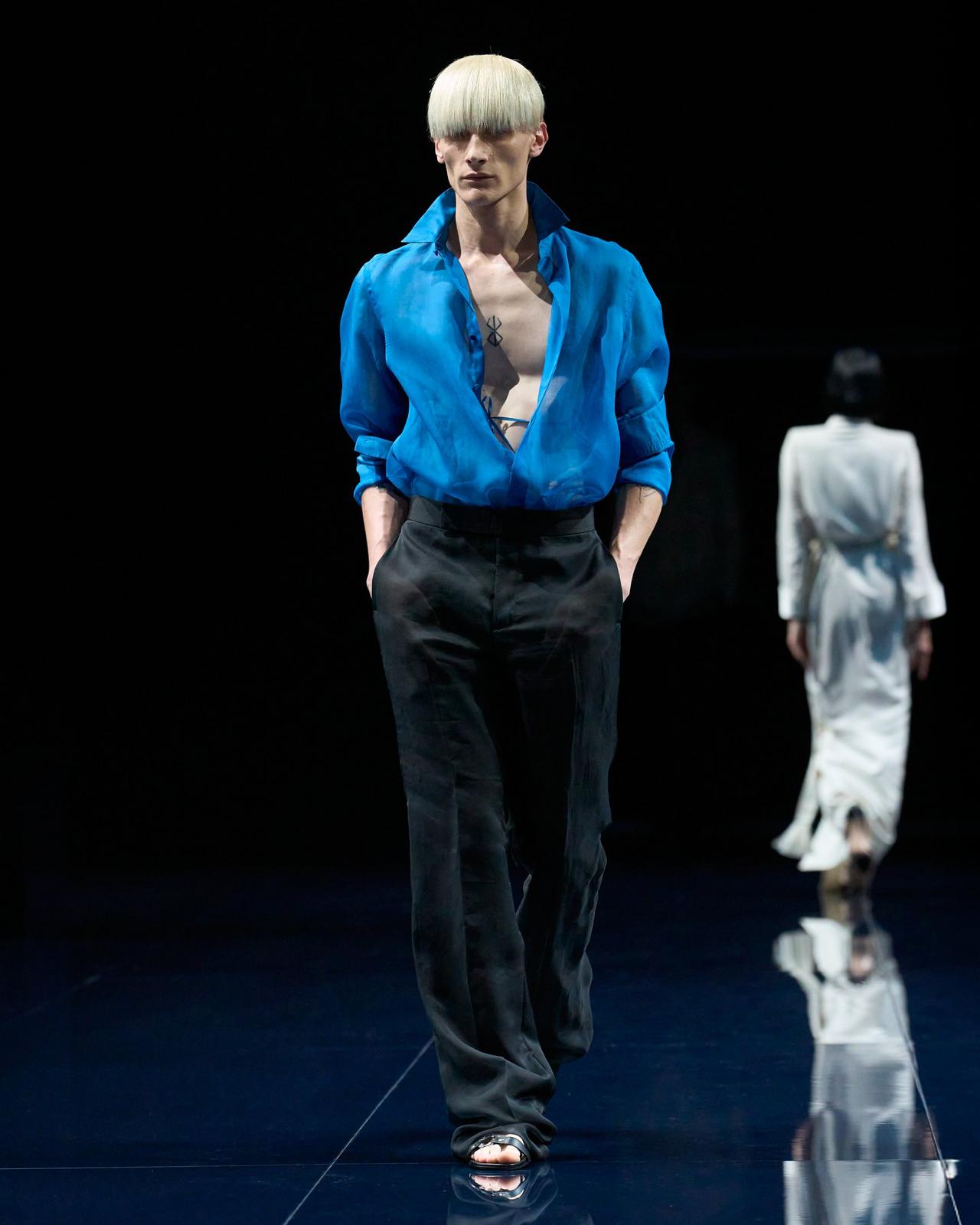 TOM FORD SILK BRIGHT BLUE WASHED CHIFFON FLUID FIT SHIRT