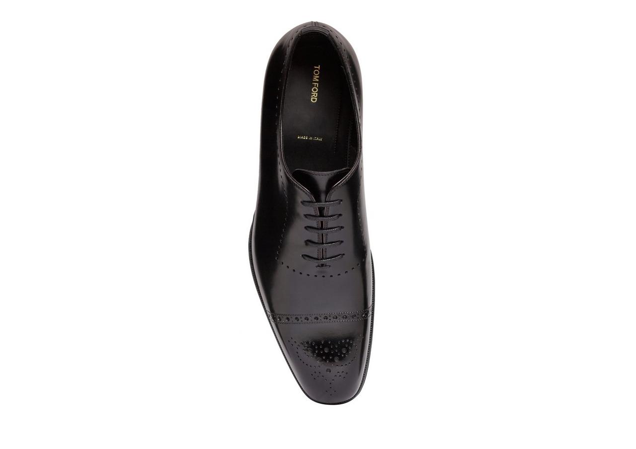 TOM FORD Edgar Medallion Cap-Toe Shoe