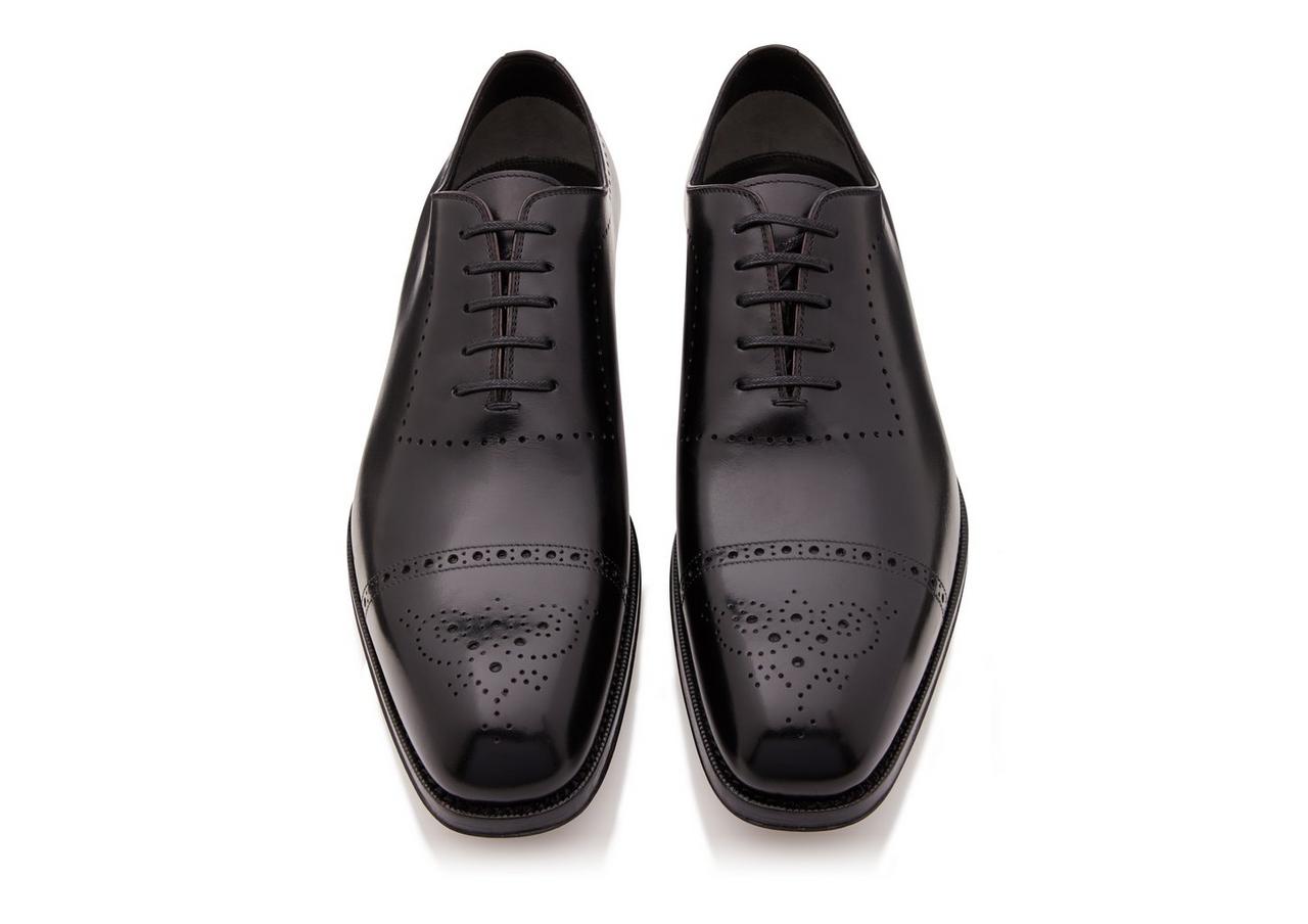 TOM FORD Edgar Medallion Cap-Toe Shoe