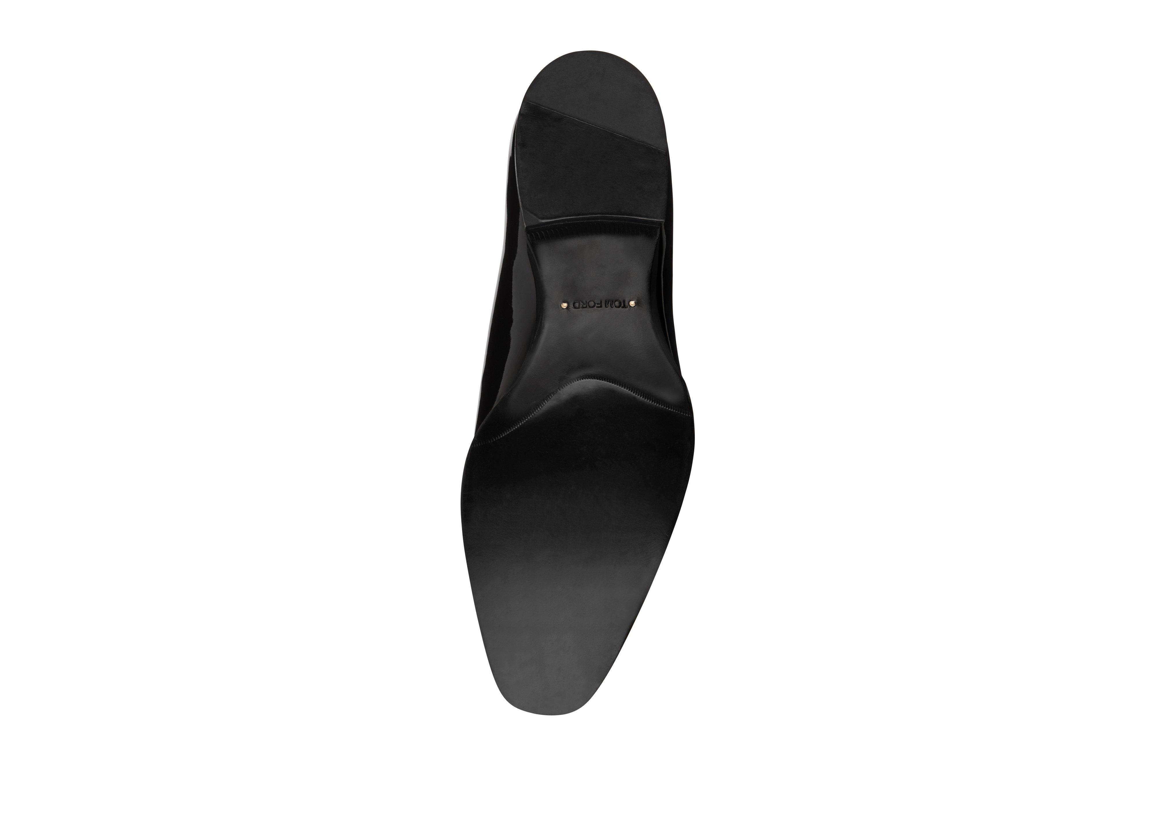 PATENT LEATHER ELKAN LACE UP | TOM FORD Fashion display picture 2